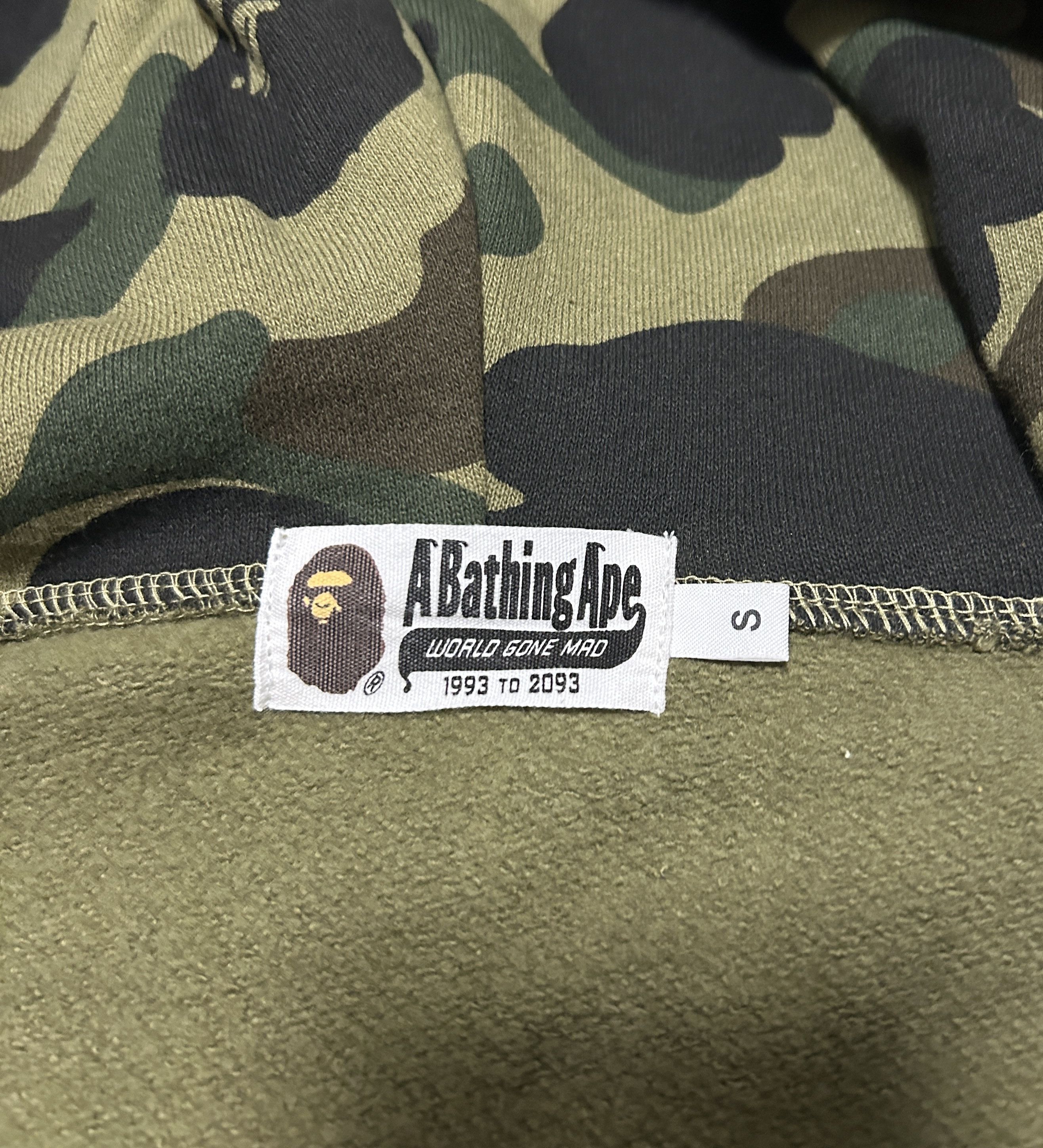 Bape Bape 1st Camo Green Spell Out Full Zip Hoodie Size US S / EU 44-46 / 1 - 4 Thumbnail