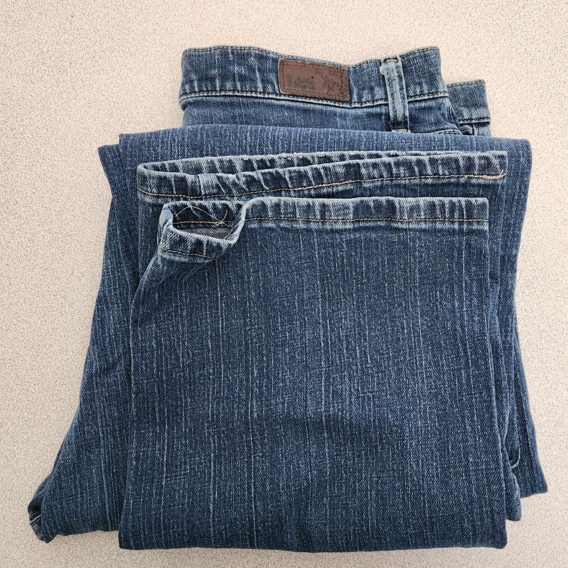 Lee Lee Blue Relaxed Straight Leg 5 Pocket Jeans 16 Long Soft Size 38" / US 16 / IT 52 - 6 Thumbnail