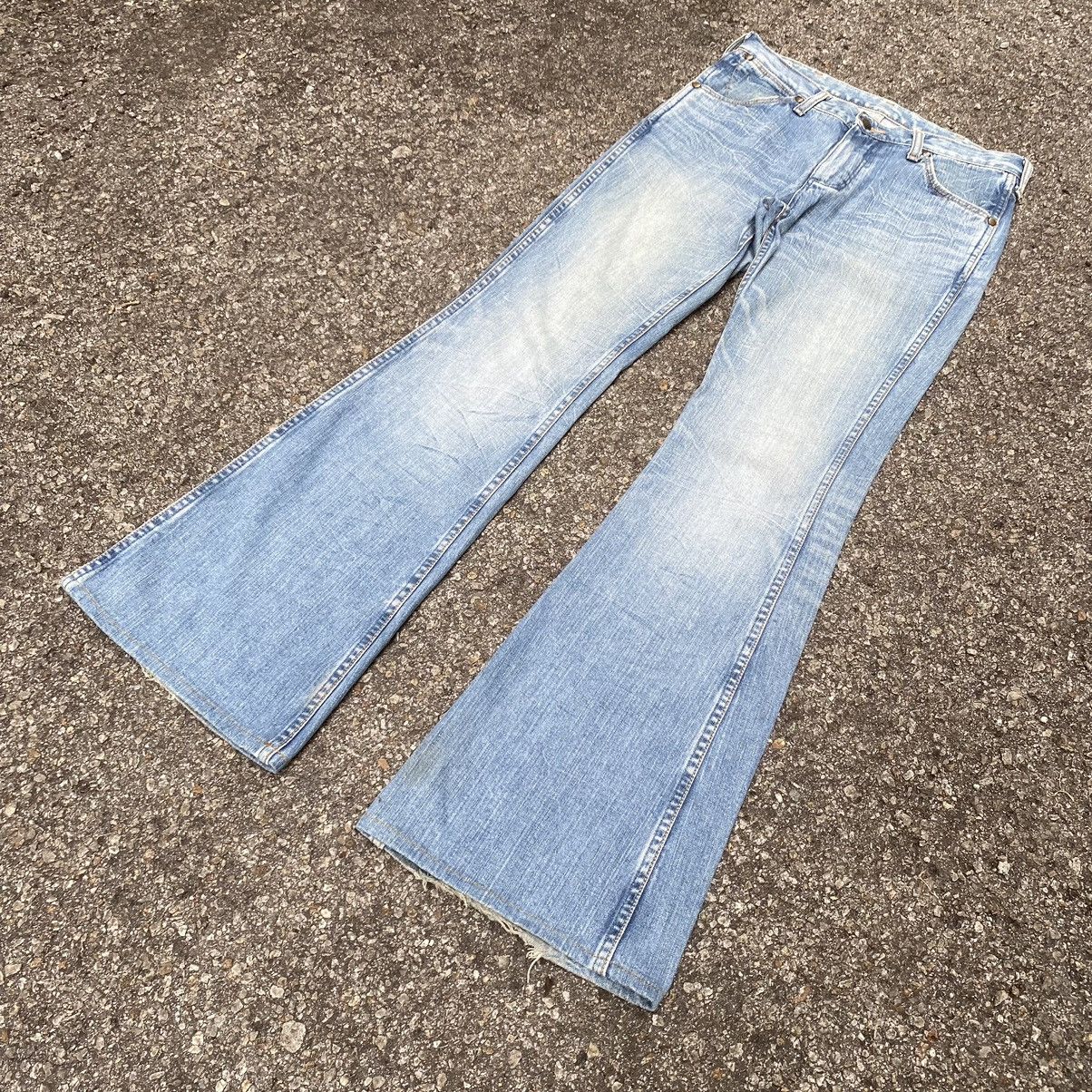 Japanese Brand Flare Jeans Wrangler Blue Washed Low Rise Bootcut Denim Size US 29 - 3 Thumbnail
