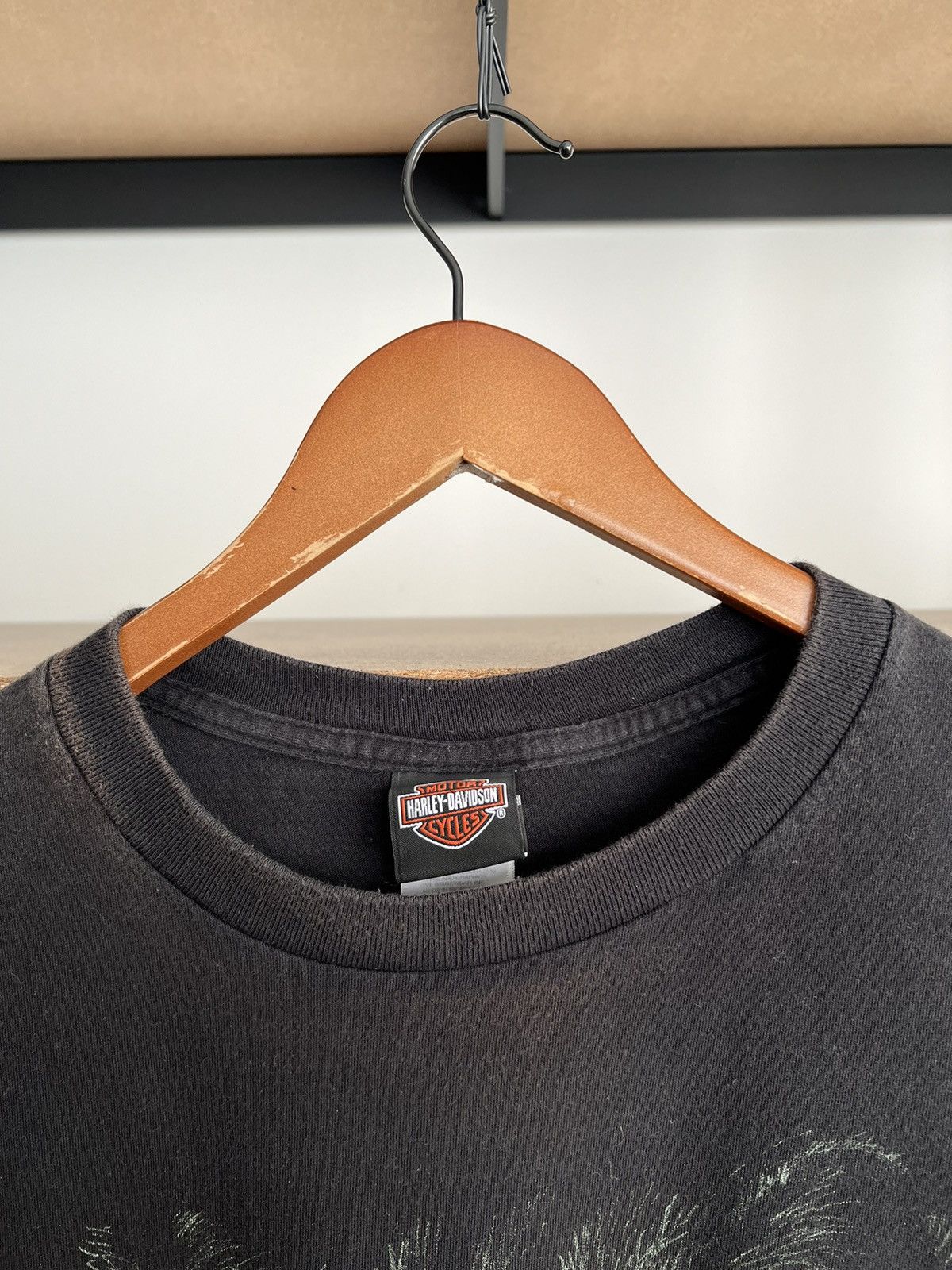 Harley Davidson Vintage 2009 Harley Davidson Wolf Pocket Las Vegas T-shirt Size US XXL / EU 58 / 5 - 12 Thumbnail