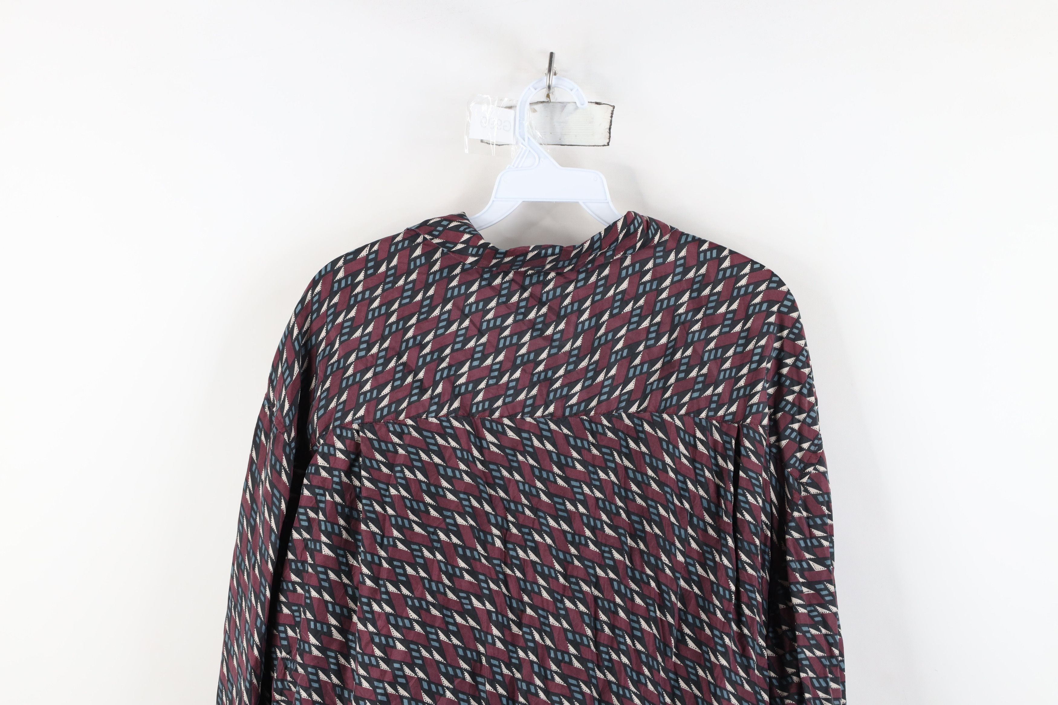 Vintage Vintage 90s Streetwear Baggy Silk Looped Collar Button Shirt Size US L / EU 52-54 / 3 - 11 Thumbnail