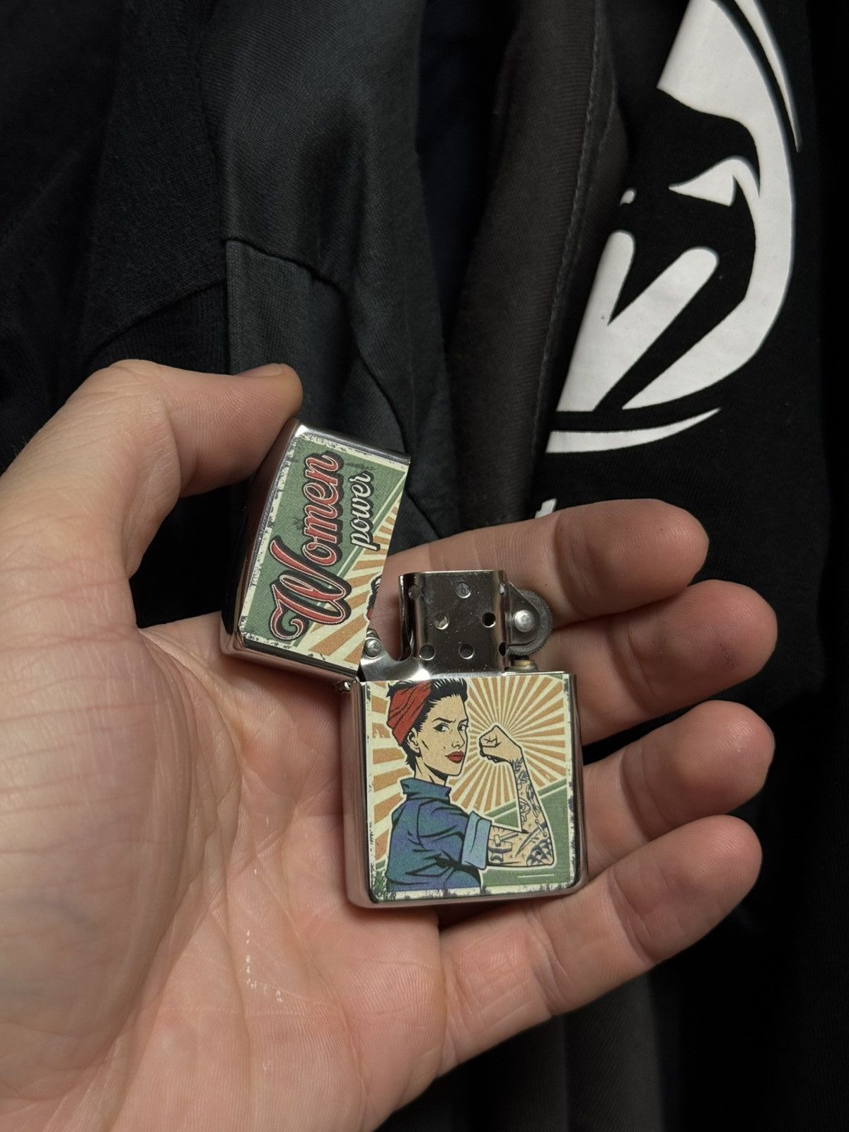 Vintage 💁‍♀️Vintage 00s Cigar Lighter Women Power Size ONE SIZE - 1 Thumbnail