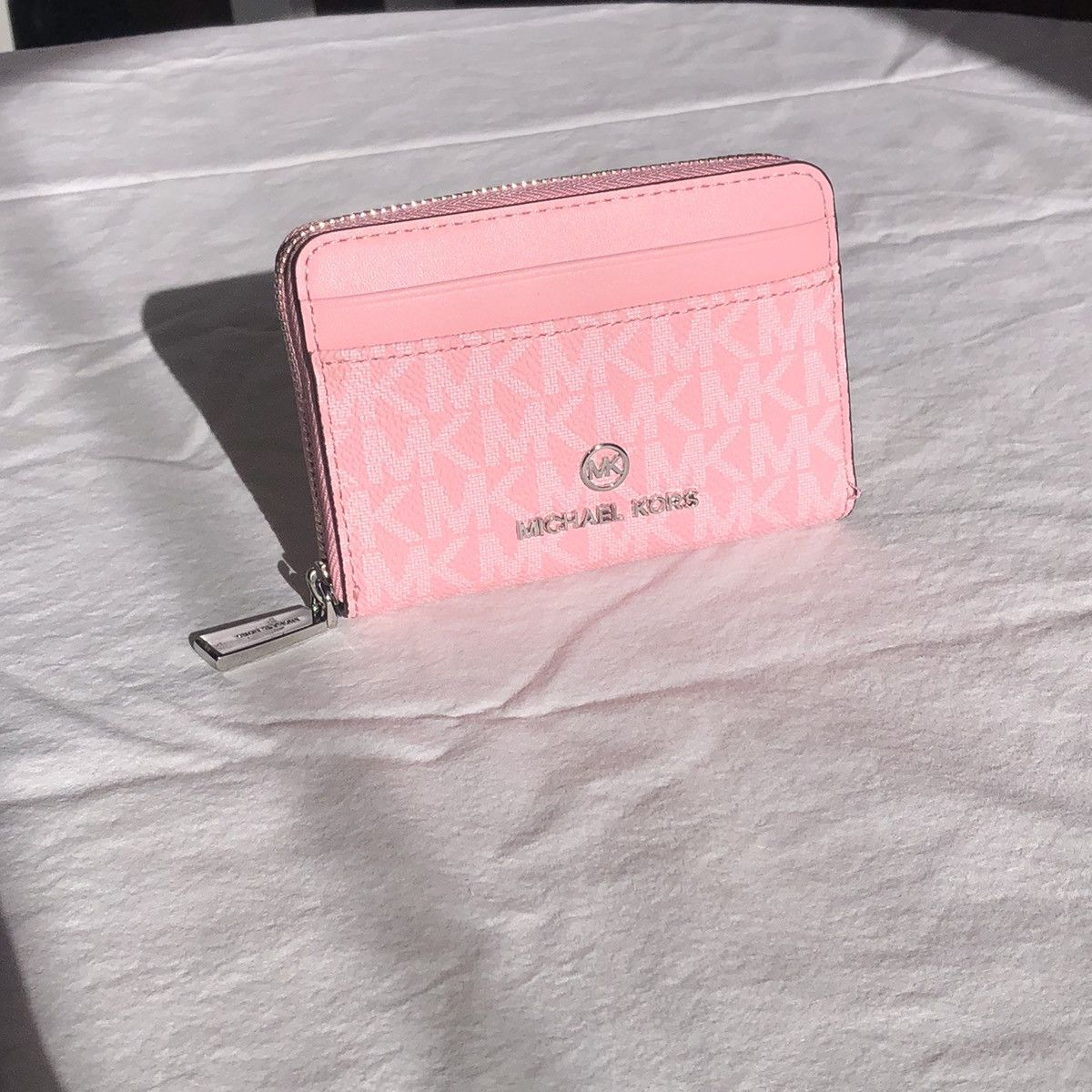 Michael Kors Michael Kors Pink Wallet Size ONE SIZE - 1 Thumbnail