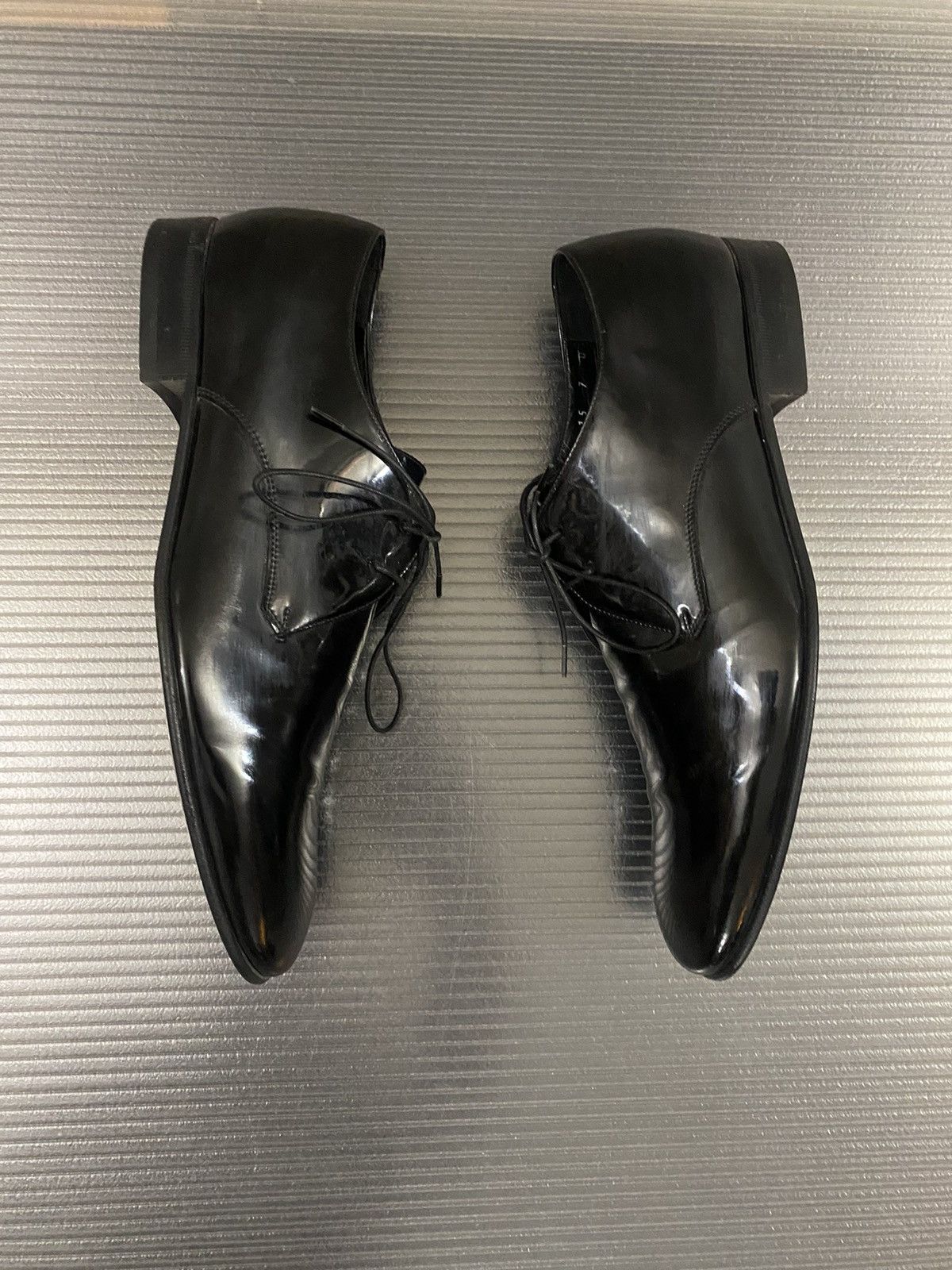 Salvatore Ferragamo Ferragamo 🇮🇹 black patent leather Marte formal derby 7 NEW Size US 7 / EU 40 - 5 Thumbnail
