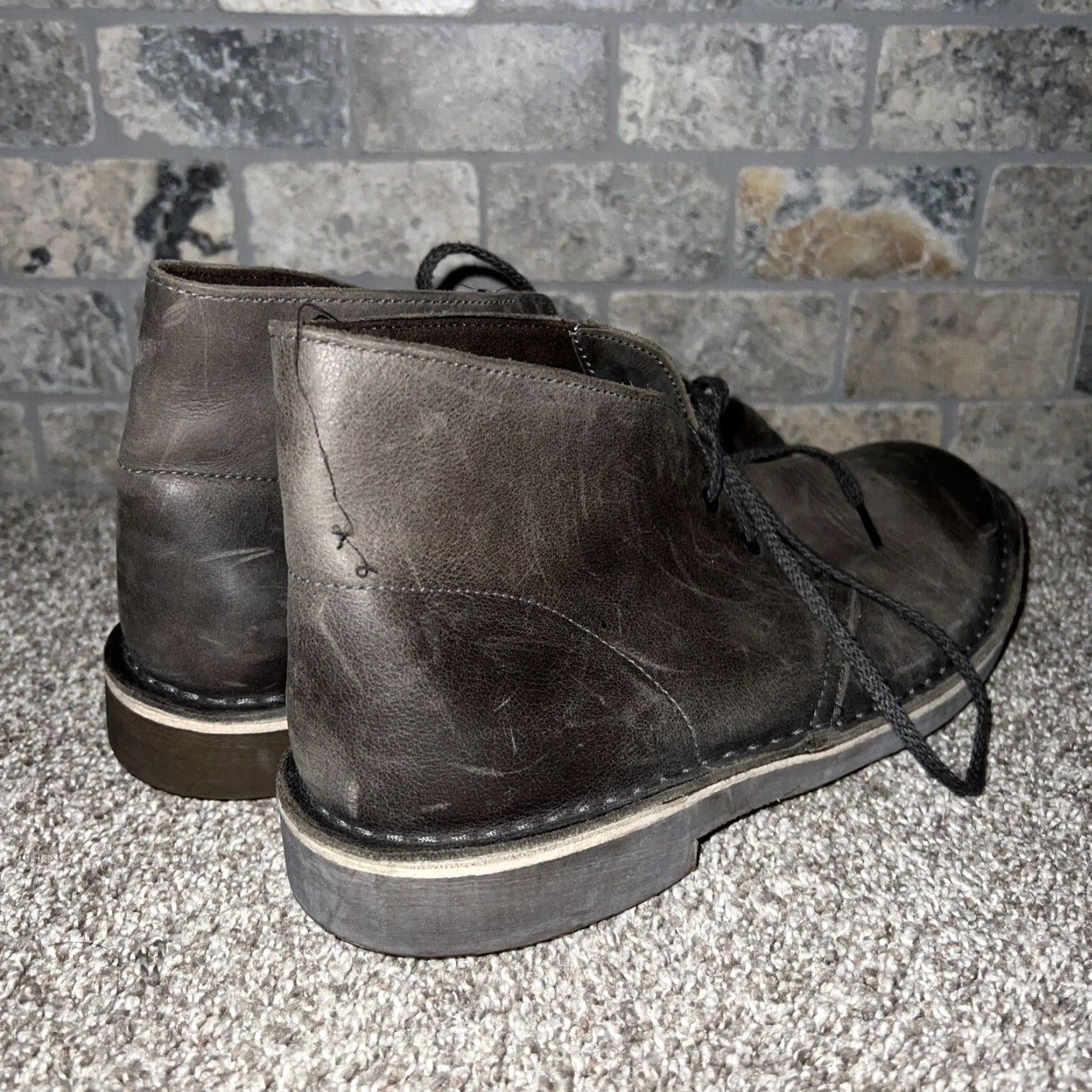 Clarks Clarks Mens Leather Chukka Boots Gray Size 8.5 Size US 8.5 / EU 41-42 - 2 Thumbnail