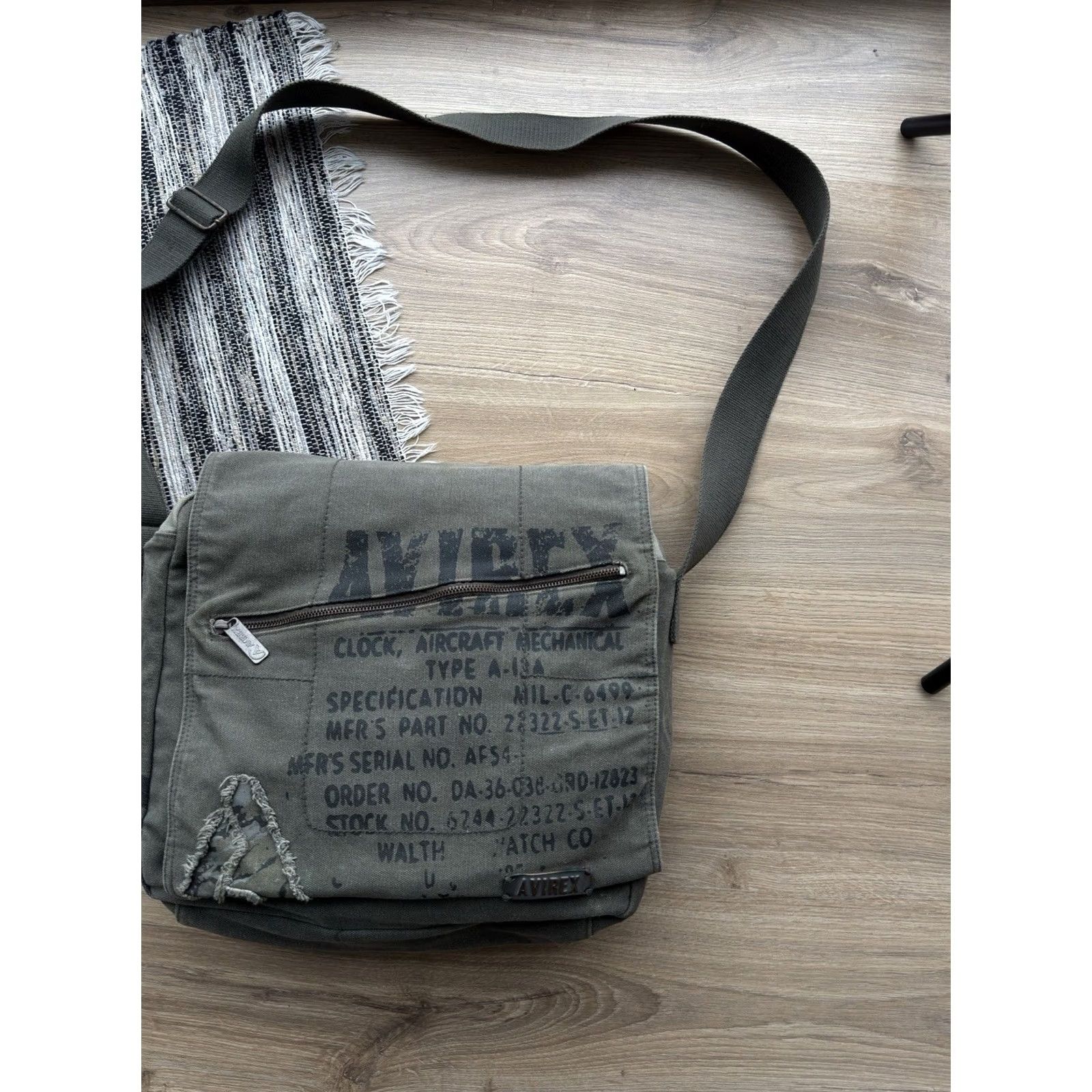 Avirex VINTAGE Avirex USA ARMY Military Crossbody Shoulder Bag Men Large Green 90s Retro Casual Size ONE SIZE - 2 Thumbnail