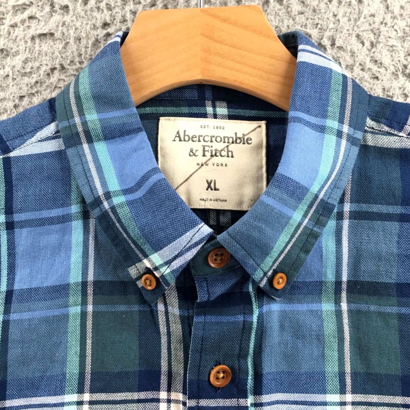 Abercrombie & Fitch Abercrombie & Fitch Button Down Shirt Mens XL Blue Plaid Long Sleeve Collared Size US XL / EU 56 / 4 - 3 Thumbnail