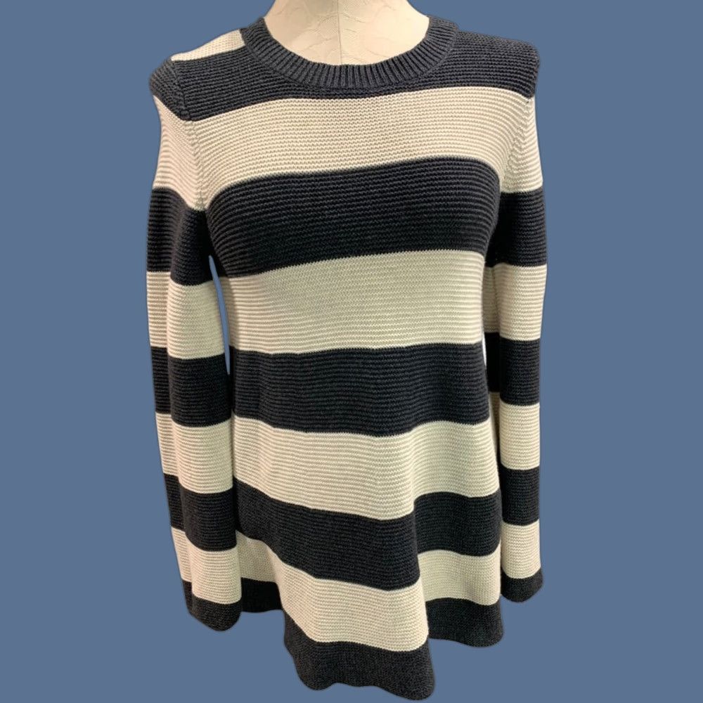 Loft LOFT Medium Womens Gray Ivory Striped Long Sleeve Pullover Sweater M Size M / US 6-8 / IT 42-44 - 1 Thumbnail