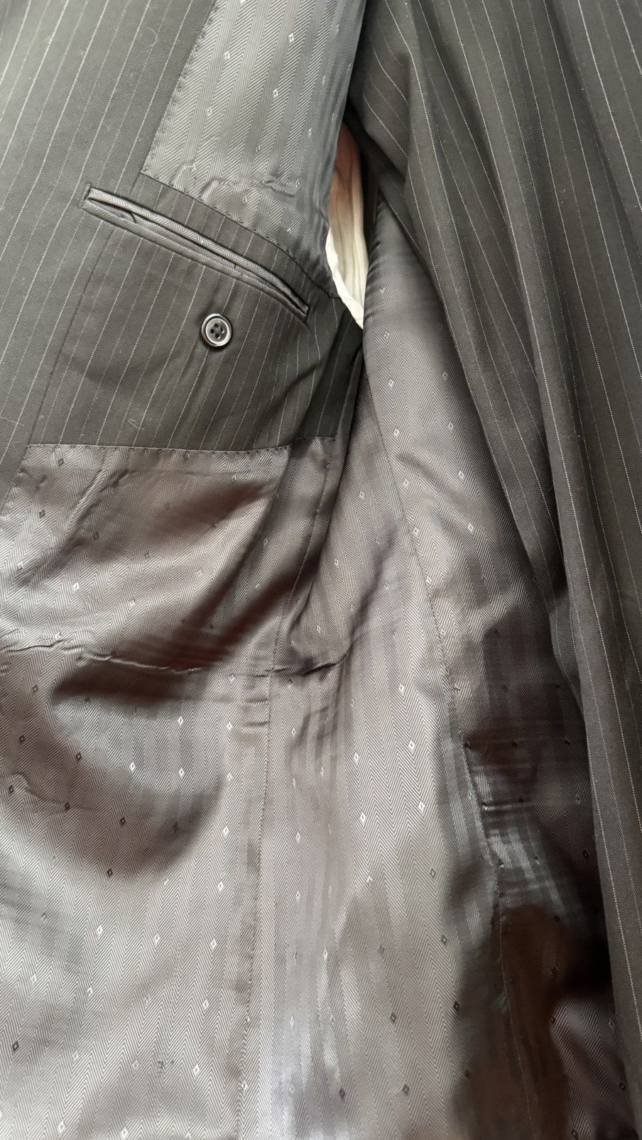 Van Heusen Van Heusen 2 Piece Suit Size 38R - 3 Thumbnail