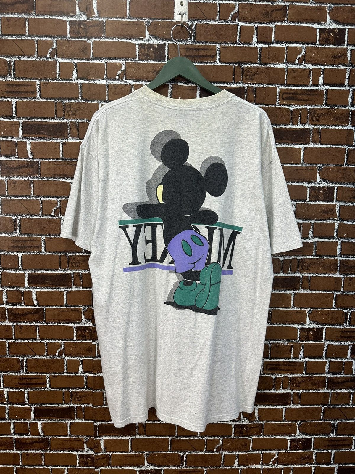 Mickey Mouse 90s Mickey Hawaii Back Heat Sherrys Tshirt A931 Size US XL / EU 56 / 4 - 5 Thumbnail
