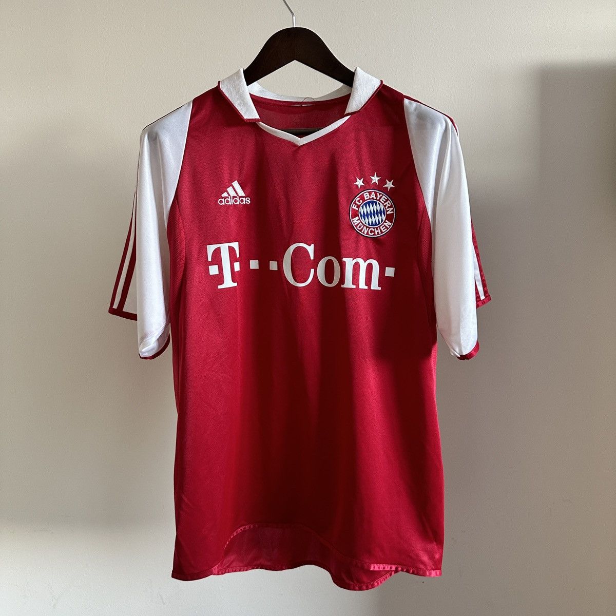 Adidas × Vintage Bayern Munich 2004-05 Home Shirt Size L Size US L / EU 52-54 / 3 - 1 Thumbnail
