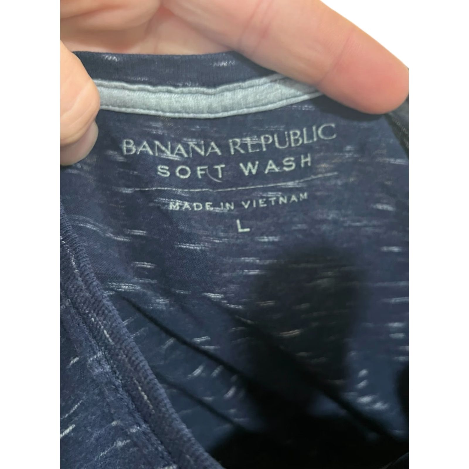 Banana Republic Banana Republic T Shirt Mens Large Blue Heathered Space Dye Crew Neck Shirt Size US L / EU 52-54 / 3 - 5 Thumbnail