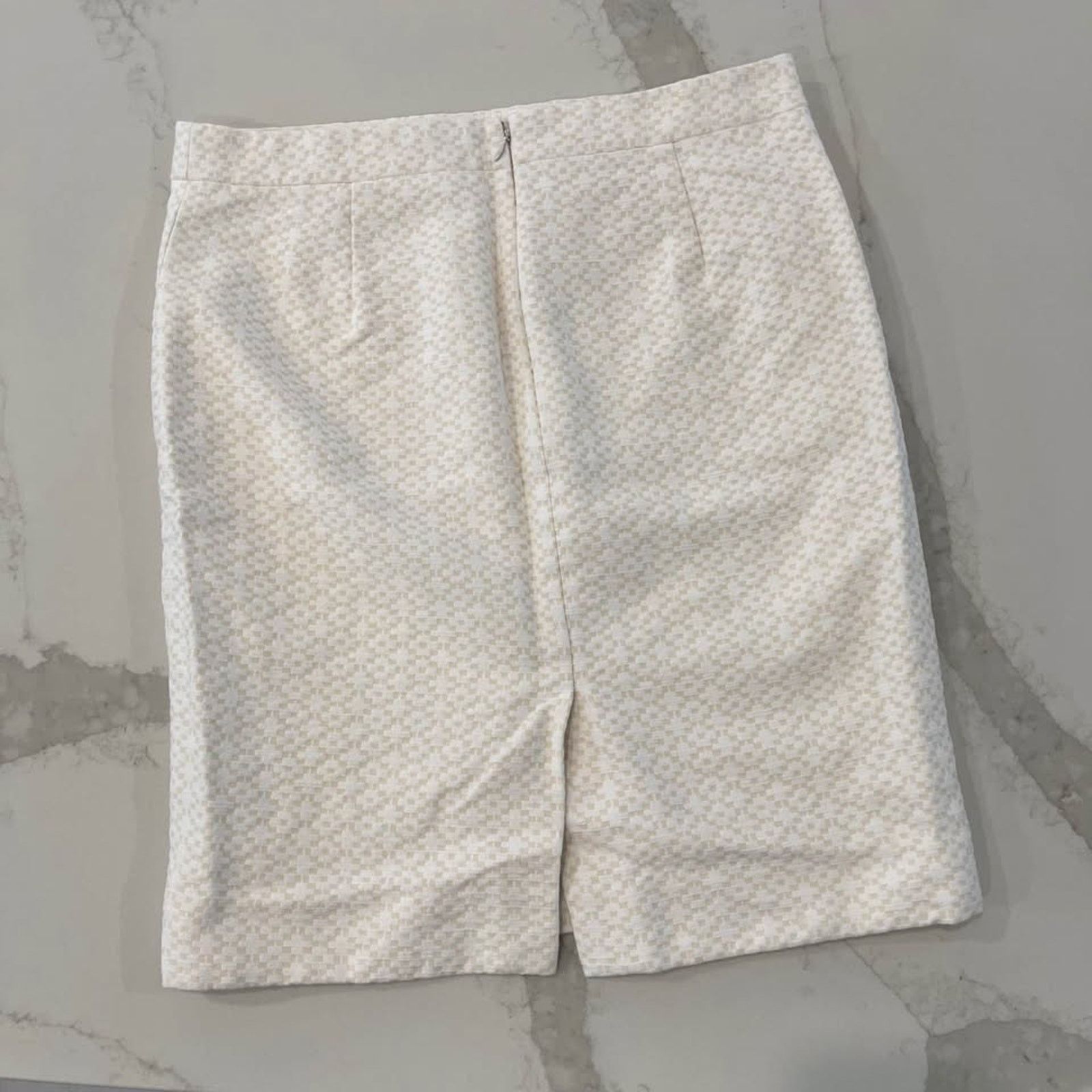 J.Crew J. Crew Ivory Beige Pencil Skirt Geometric Textured Women 10 Size 32" / US 10 / IT 46 - 4 Thumbnail