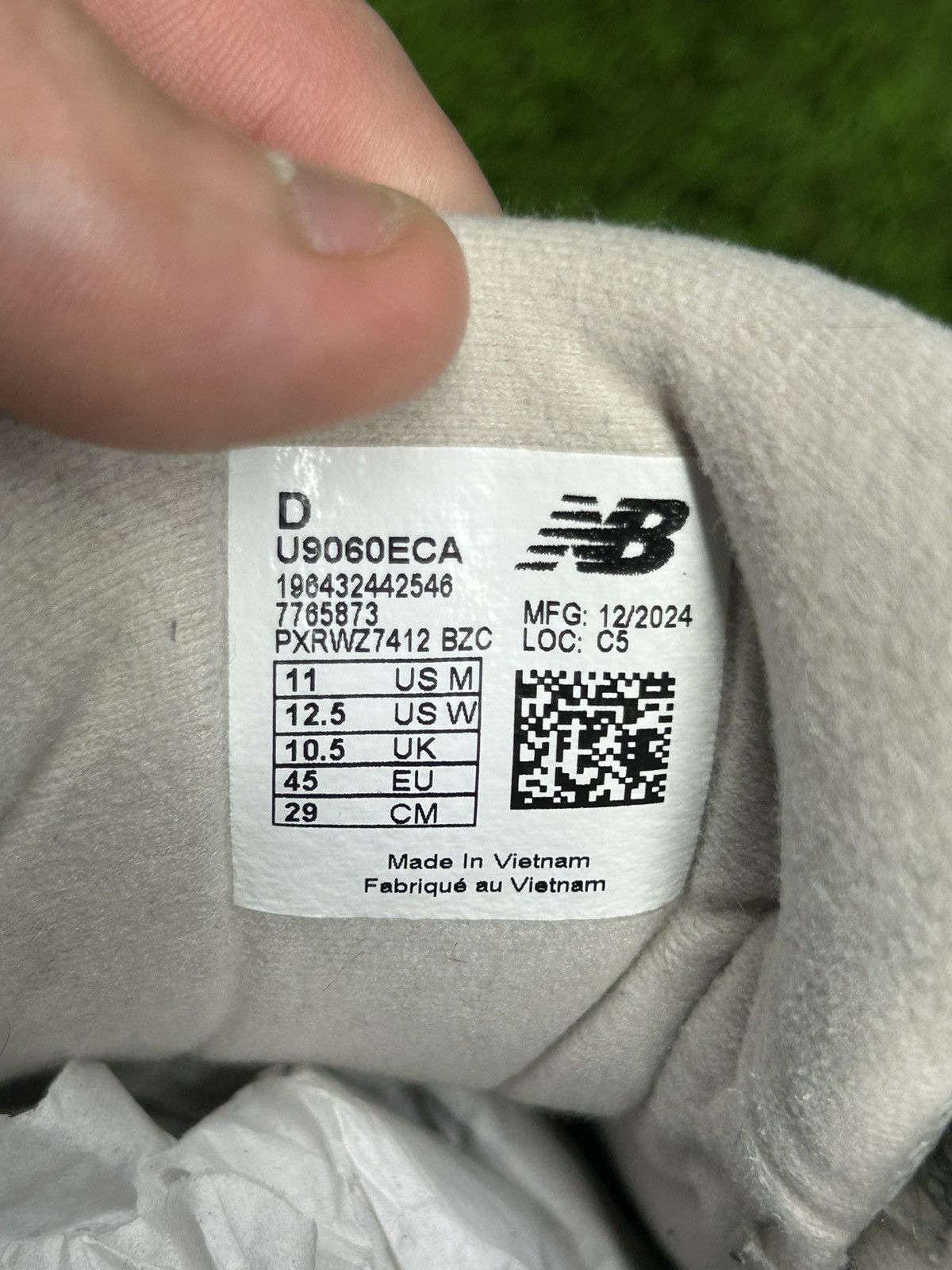 New Balance New Balnce “Sea Salt Concrete” Size US 11 / EU 44 - 6 Thumbnail
