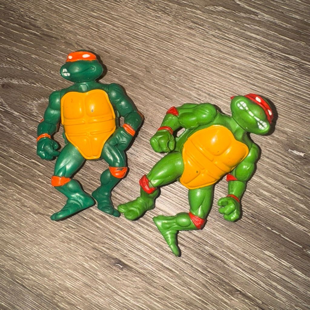 The Unbranded Brand Vintage 1988 Teenage Mutant Ninja Turtles Bundle Lot Of 2 Size ONE SIZE - 2 Thumbnail