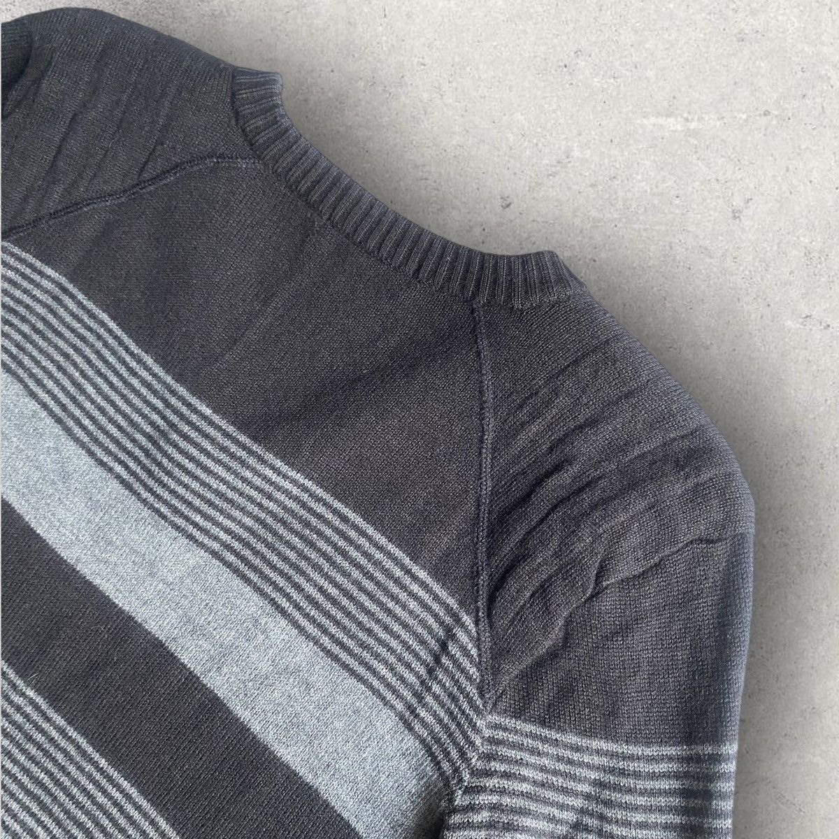 Issey Miyake Rare Vintage 70’s All Style Tag Shoulder Padded Sweater Size US S / EU 44-46 / 1 - 3 Thumbnail