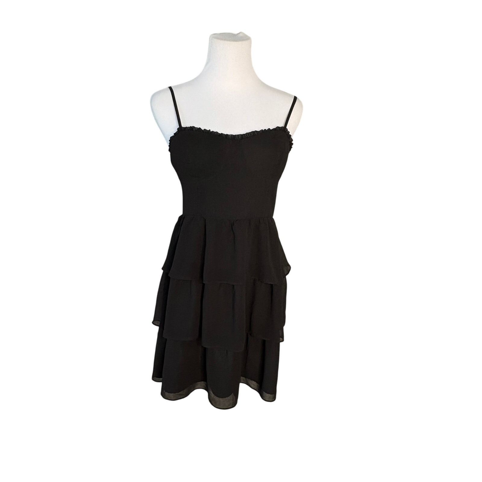 American Eagle Outfitters American Eagle Outfitters Tiered Black Dress sz 8 LBD Party Size M / US 6-8 / IT 42-44 - 2 Thumbnail