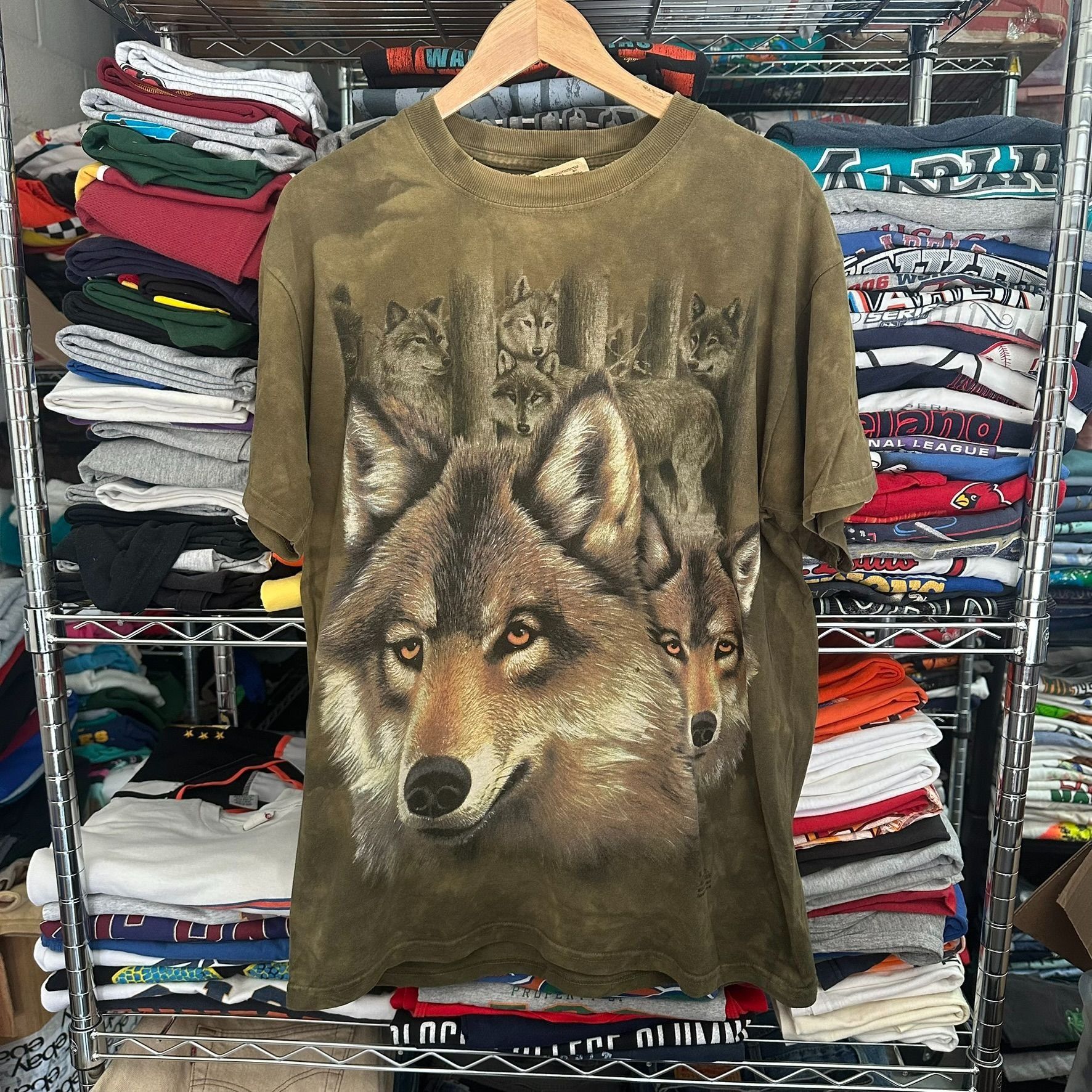 The Mountain Vintage Y2K The Mountain Wolf Pack T-Shirt Gorpcore Nature G Size US M / EU 48-50 / 2 - 6 Thumbnail
