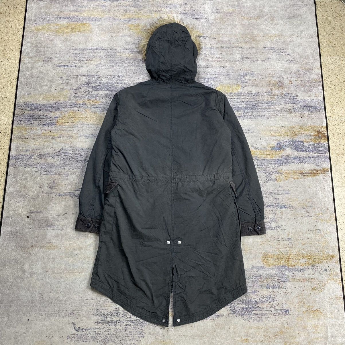 Undercover × Uniqlo Uniqlo x Undercover parka jacket Size US M / EU 48-50 / 2 - 2 Thumbnail
