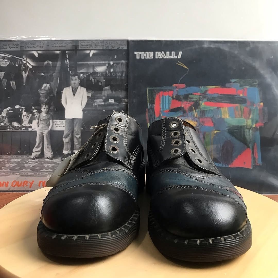 Dr. Martens Vintage Dr Martens Cross over boxtops 8420 Black Oxfords Size US 9 / EU 42 - 5 Thumbnail
