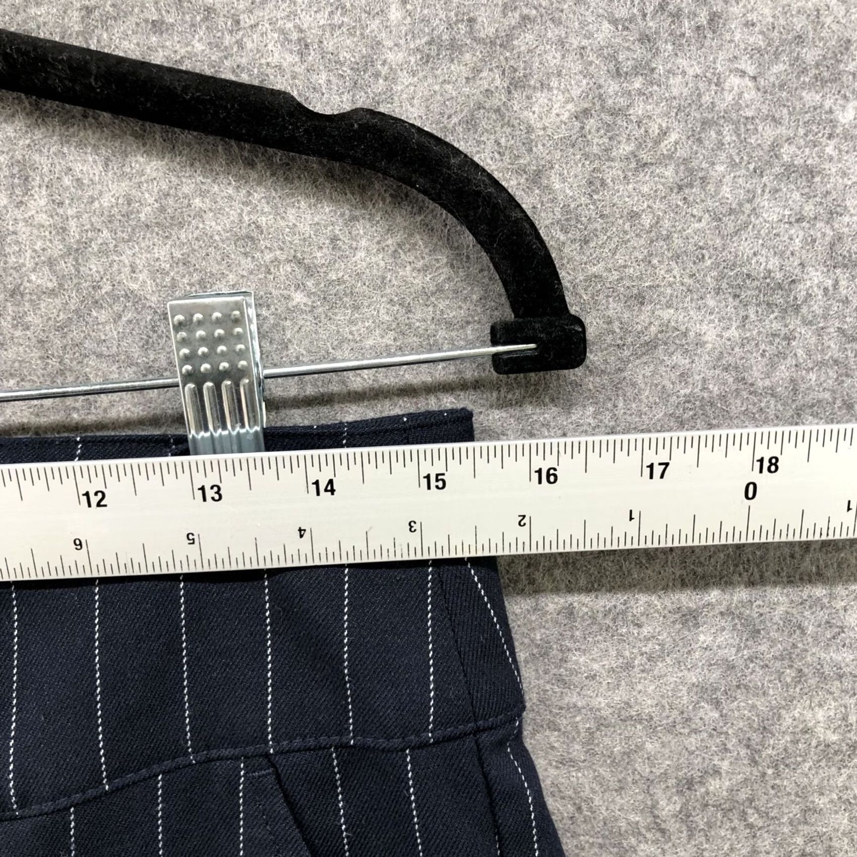 Abercrombie & Fitch VINTAGE Abercrombie & Fitch High Waisted Dress Pants Womens M Navy Pinstriped Relaxed Size 32" / US 10 / IT 46 - 5 Thumbnail