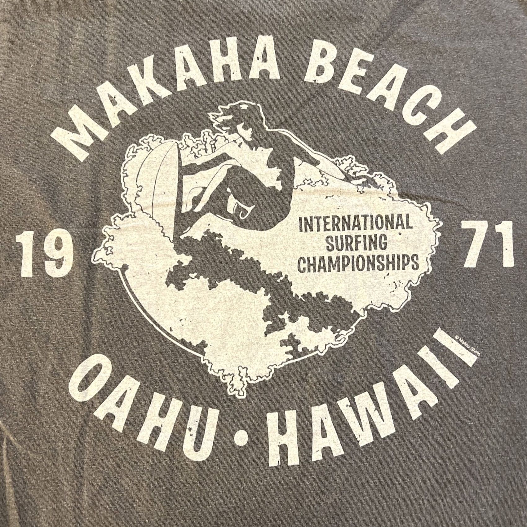 Vintage VINTAGE Malibu Shirts Makaha Beach International Surfing Championships Oahu HI 1971 SHIRT Small Gray Mens S Graphic Tee Hawaii 1970s Size US S / EU 44-46 / 1 - 3 Thumbnail