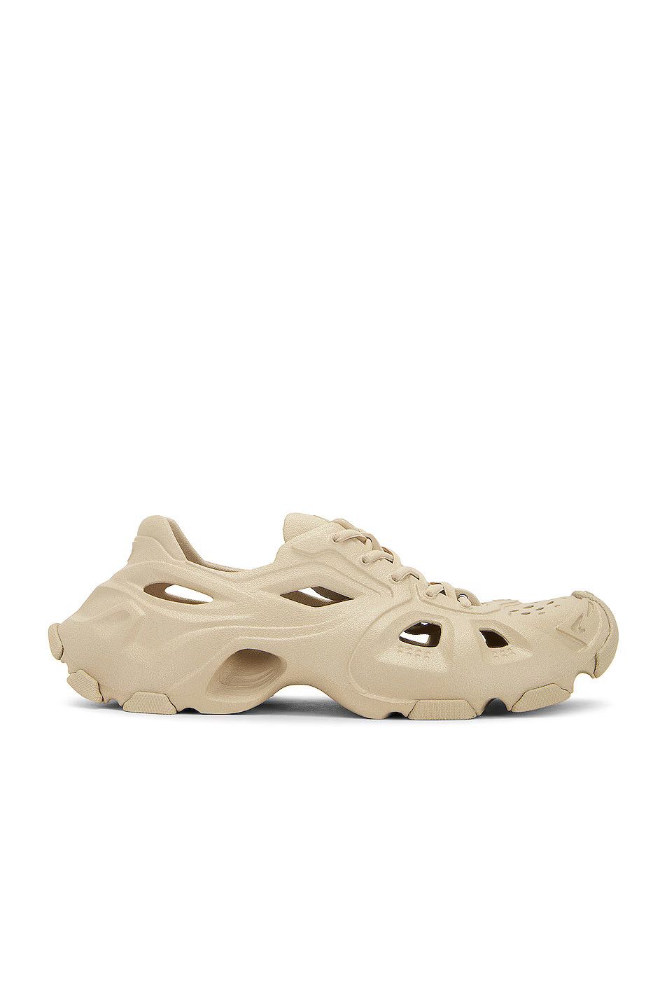 o1la1rc1a0624 HD Lace-Up Sneaker in Beige