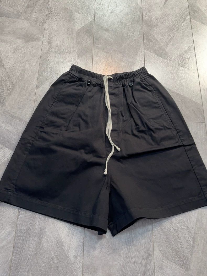 Rick Owens Rick Owens size xs Black drawstring shorts Size US 28 / EU 44 - 3 Thumbnail
