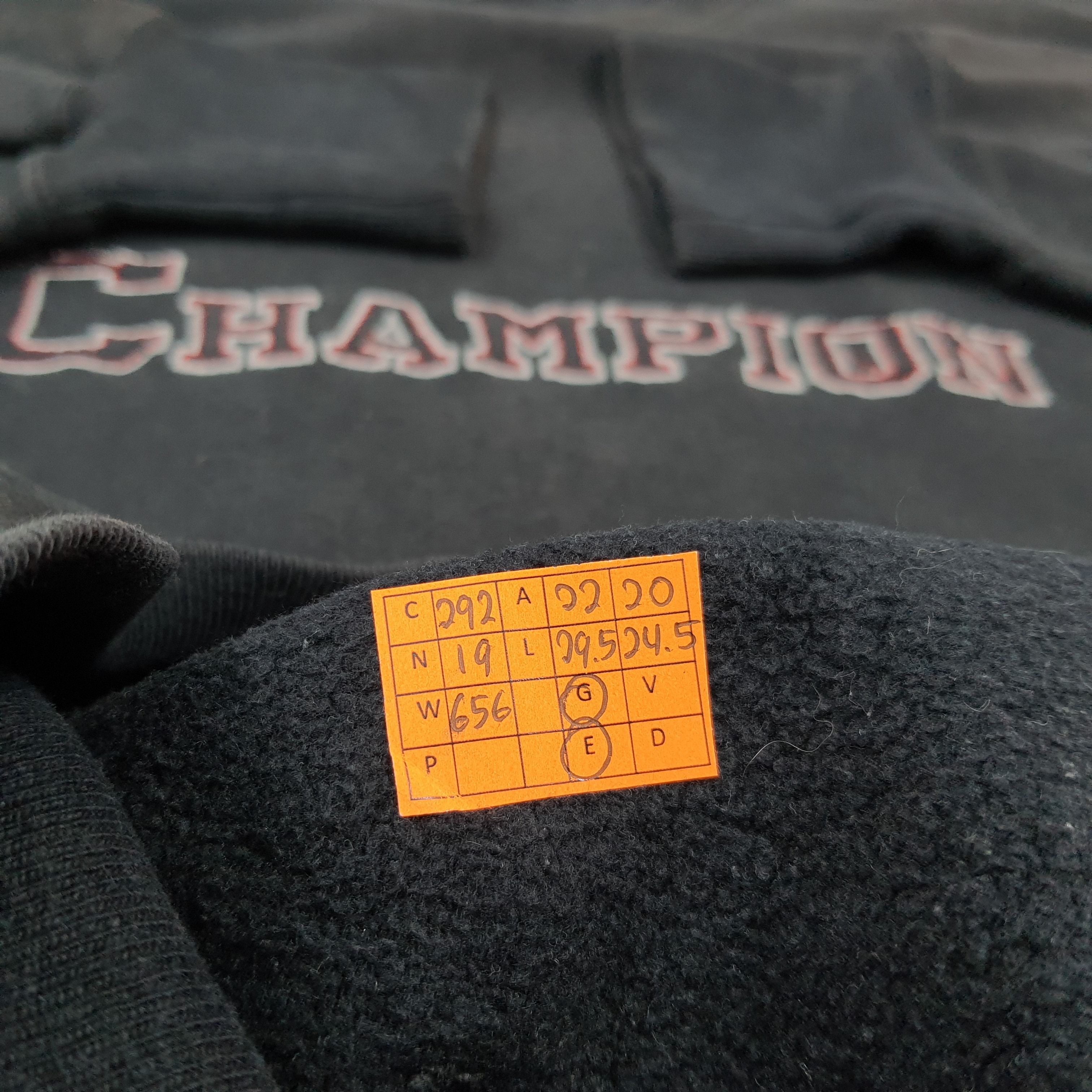 Champion Vintage Champion Black Hoodie Sweatshirt C292N19 Size US M / EU 48-50 / 2 - 7 Thumbnail