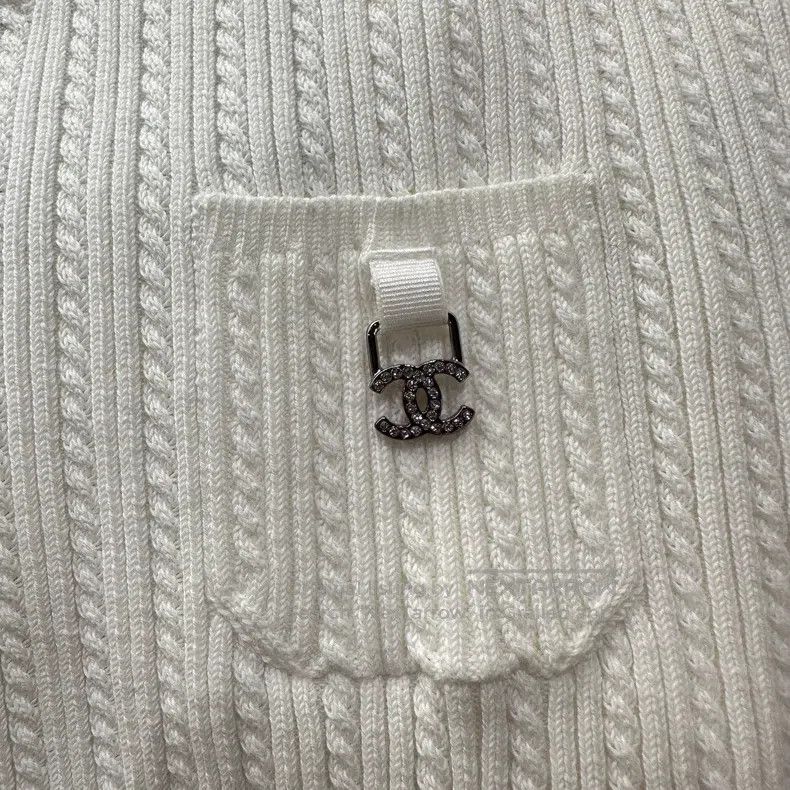 Chanel Chanel Logo pocket knitted vest Size XS / US 0-2 / IT 36-38 - 6 Thumbnail