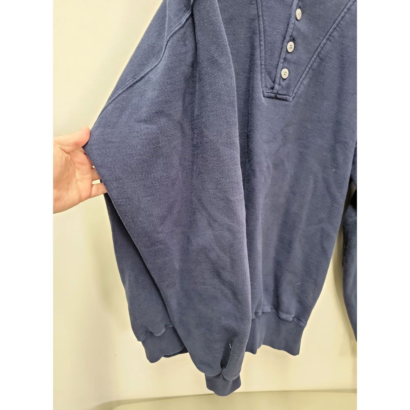 Vintage VINTAGE L.L. Bean by Russell Athletic Men’s Tall XL Blue Henley Sweatshirt USA Shirt Mens XL Blue Henley 90s Size US L / EU 52-54 / 3 - 5 Thumbnail