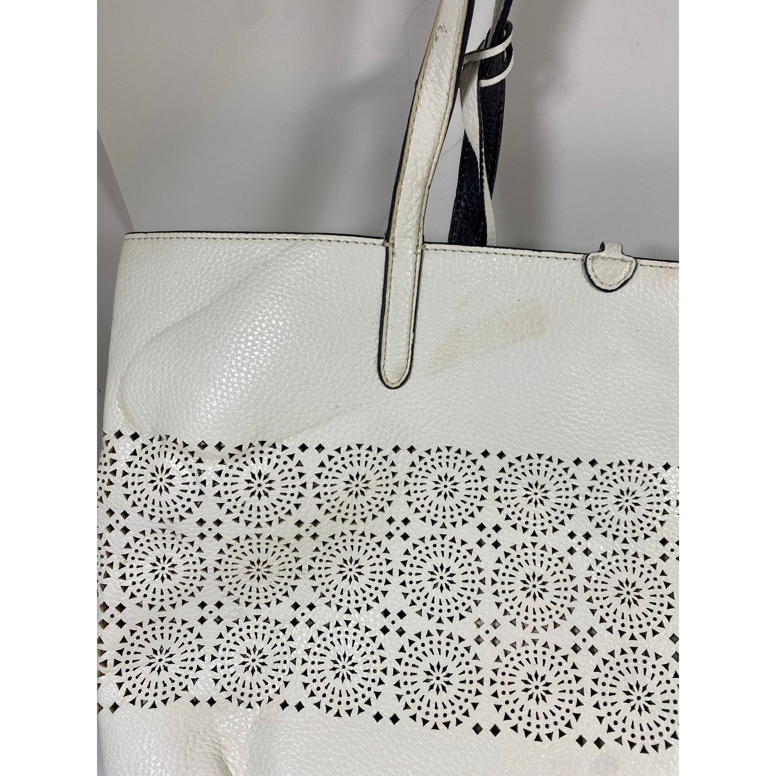 Ralph Lauren Ralph Lauren Perforated Chatilly II Classic Bag w/ Wallet Size ONE SIZE - 8 Thumbnail