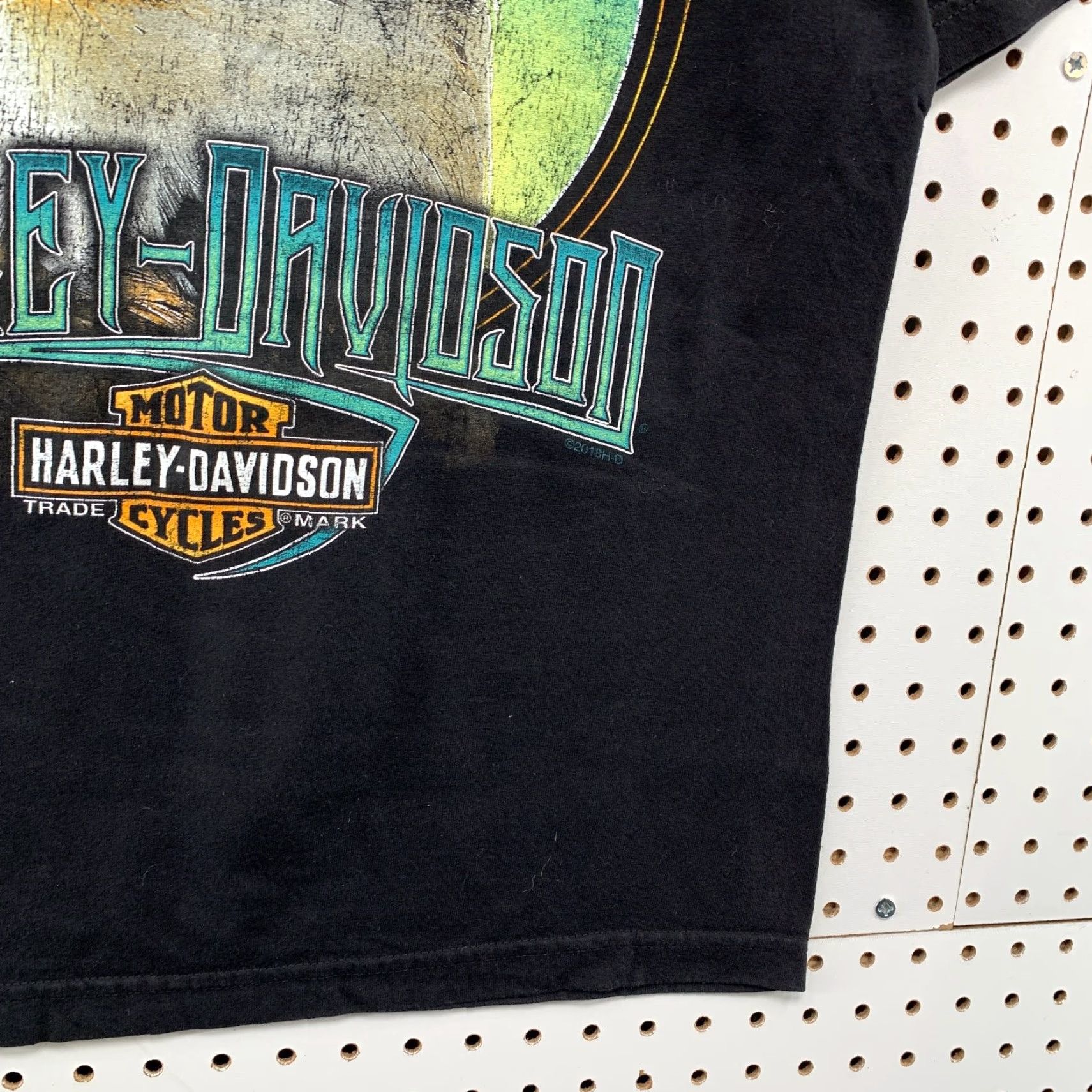 Harley Davidson VINTAGE Harley-Davidson Eagle Shirt Men M Black Graphic Print Crew Neck Short Sleeve T-Shirt United States 2000s Motorcycle Biker Bird 90s Mens Size US M / EU 48-50 / 2 - 6 Thumbnail