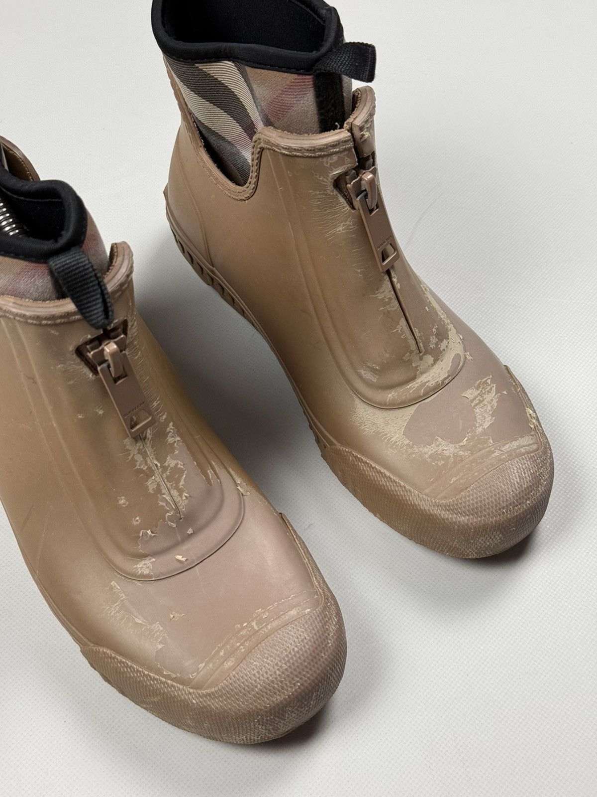 Burberry Burberry Ladies Check Plaid Rubber Rain Boots Shoes Size US 8 / IT 38 - 4 Thumbnail