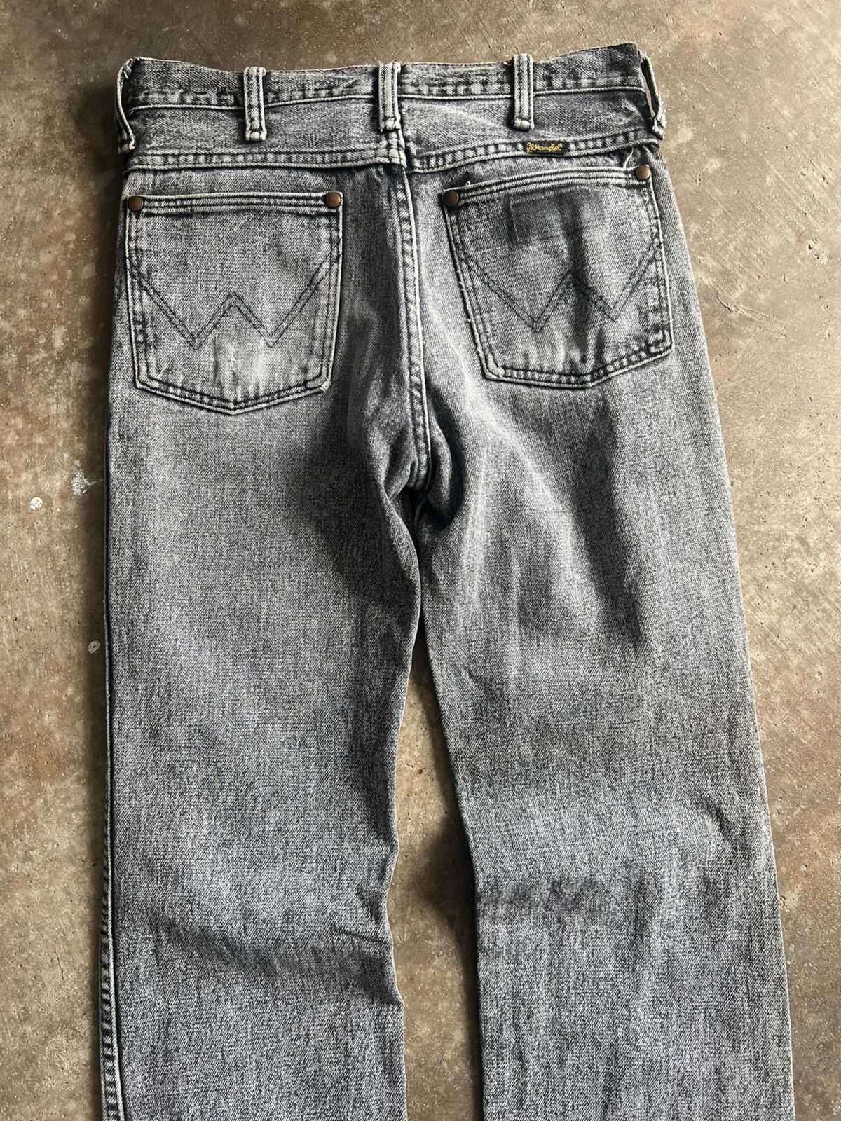 Wrangler VINTAGE WRANGLER GALACTIC WASH DISTRESSED DENIM JEANS Size US 28 / EU 44 - 18 Thumbnail