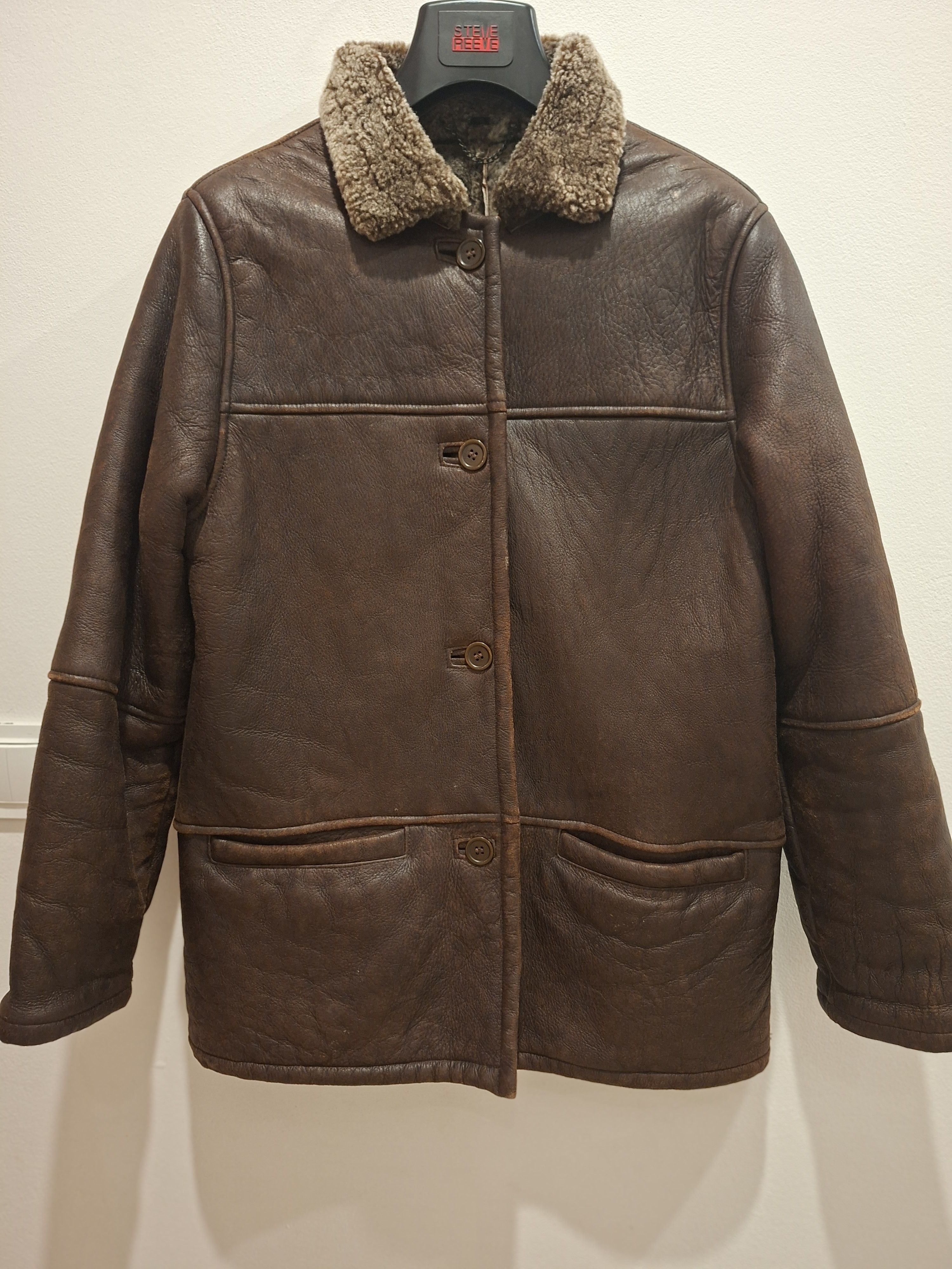 Other Vintage women shearling coat made from genuine lambskin. Size M / US 6-8 / IT 42-44 - 1 Thumbnail