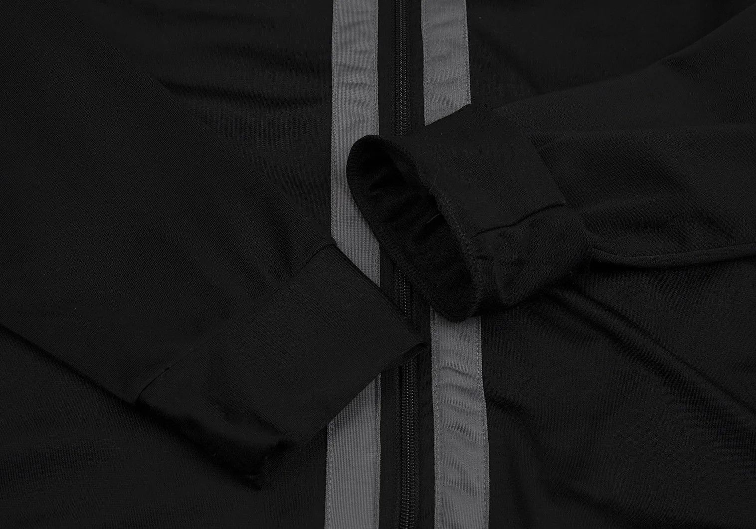 Emporio Armani Track Jacket with Contrast Panels in Black and Gray Size US L / EU 52-54 / 3 - 5 Thumbnail