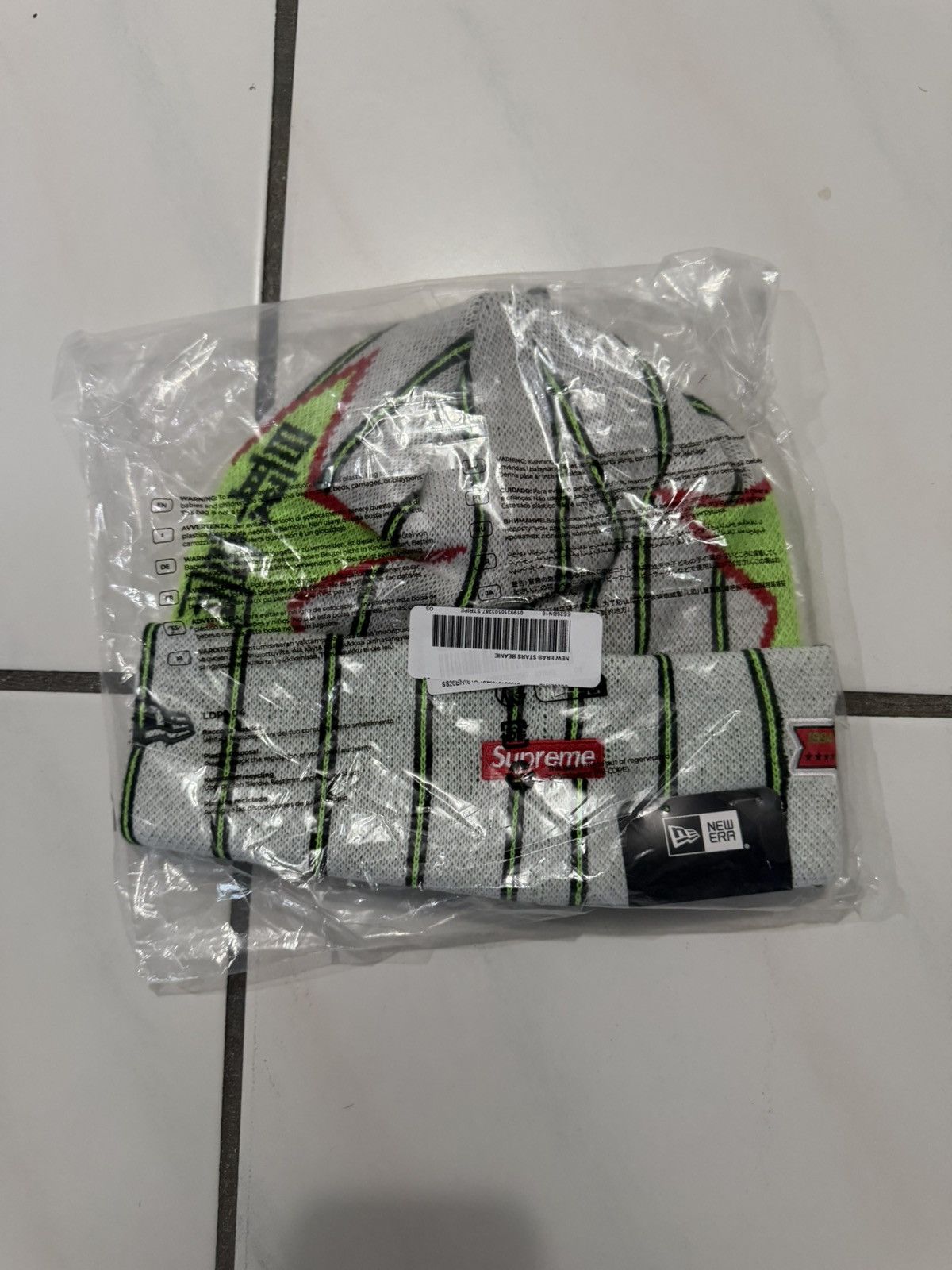 Supreme Stars Supreme Beanie Size ONE SIZE - 1 Thumbnail