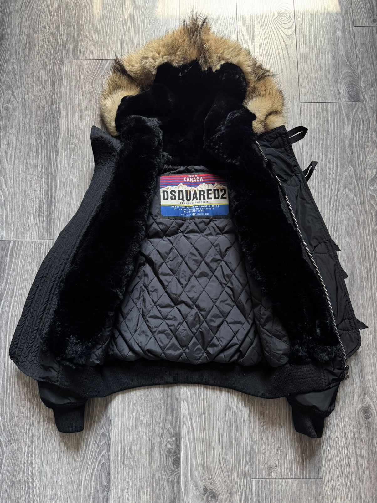Dsquared2 Dsquared2 Coyote Fur Bomber Jacket Black 42 Luxury RRP $2400 Size US XS / EU 42 / 0 - 7 Thumbnail