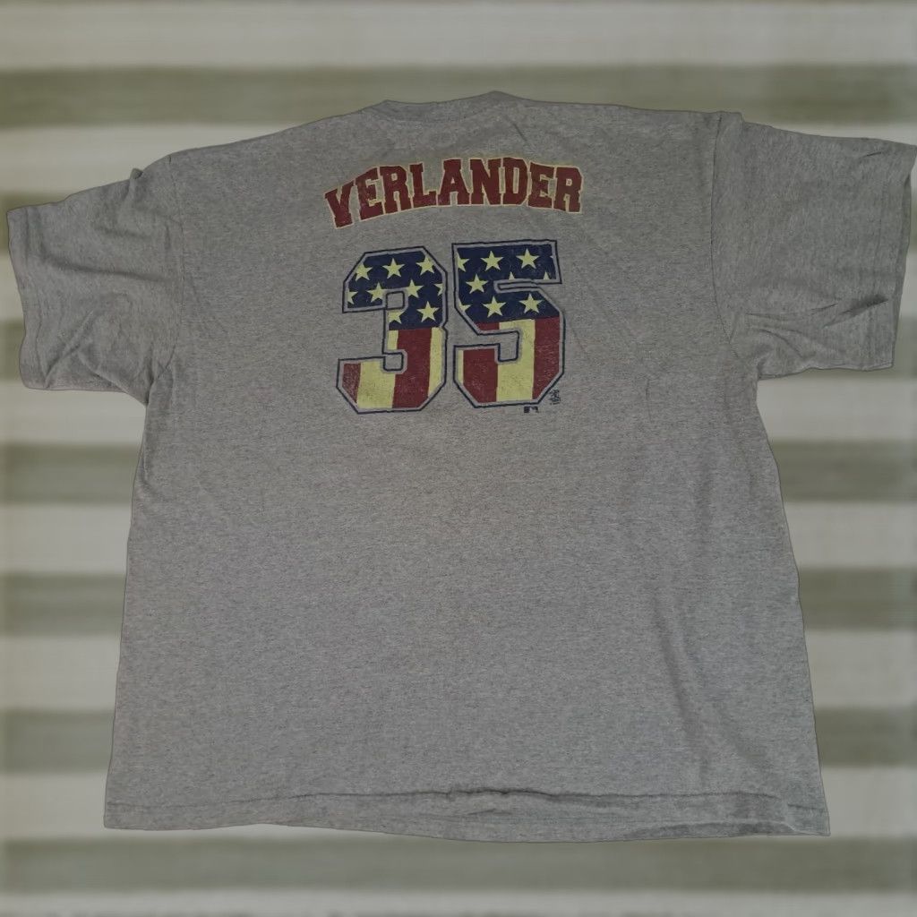 MLB VINTAGE MLB Tigers Detroit Baseball Verlander Patriotic 2012 T-Shirt 3XL Gray Cotton Short Sleeve Crew Neck Unisex Adults Sports Shirt Size US XXL / EU 58 / 5 - 1 Thumbnail