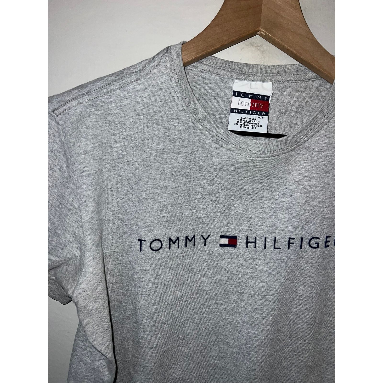 Tommy Hilfiger Womens Tommy Hilfiger Gray Top Shirt Tee Women 90s Y2K M Size M / US 6-8 / IT 42-44 - 2 Thumbnail