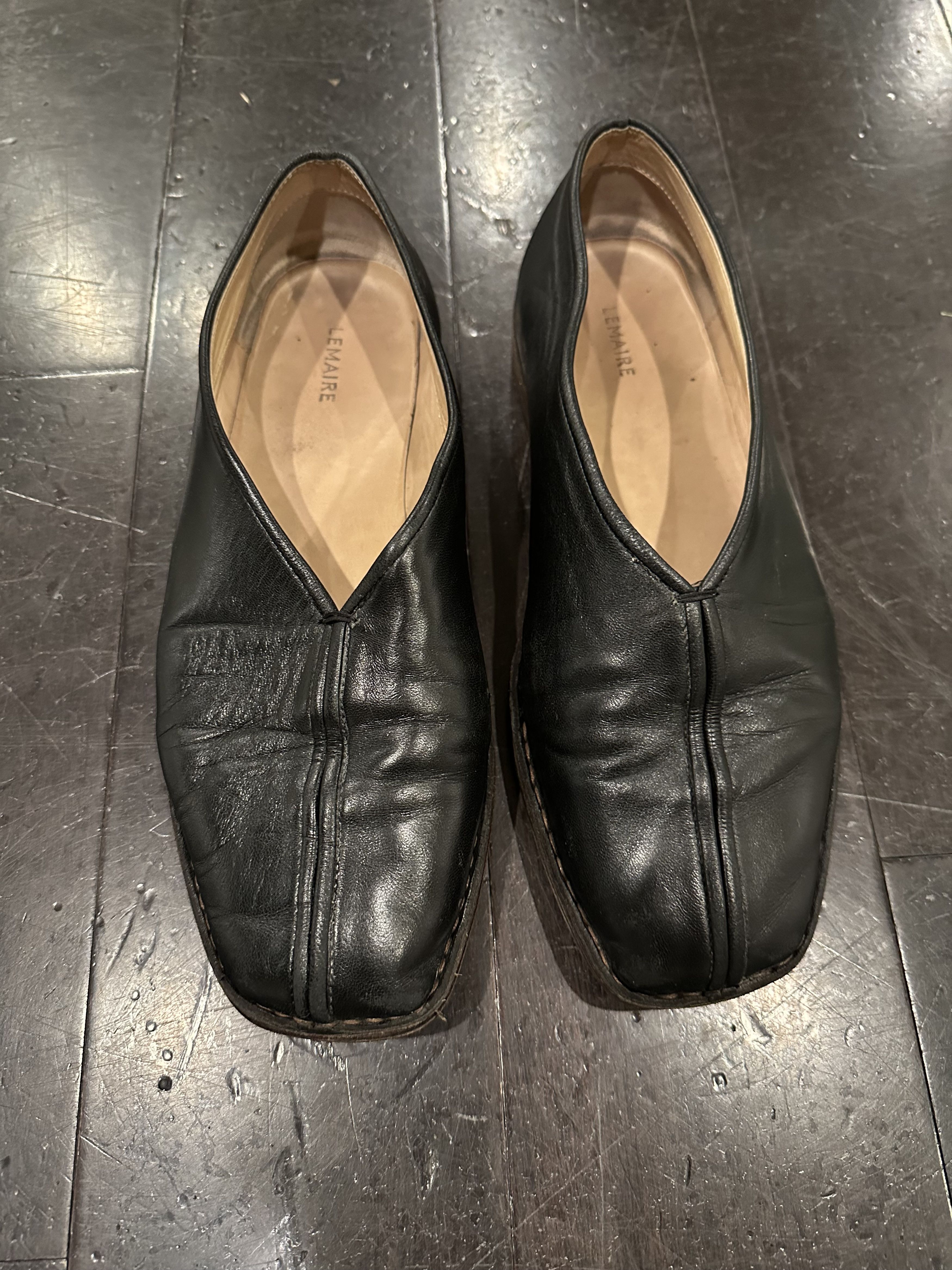 LEMAIRE CHINESE PIPED SLIPPERS 42 ルメール Lemaire Chinese Piped Slippers Sizing : r/ThrowingFits