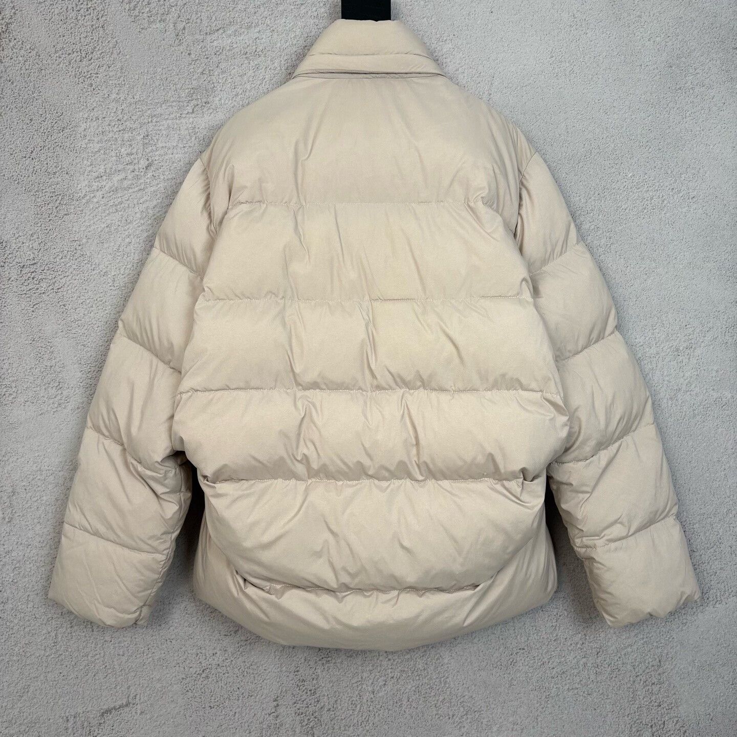 Balenciaga balenciaga beige double hook puffer jacket Size US M / EU 48-50 / 2 - 2 Thumbnail