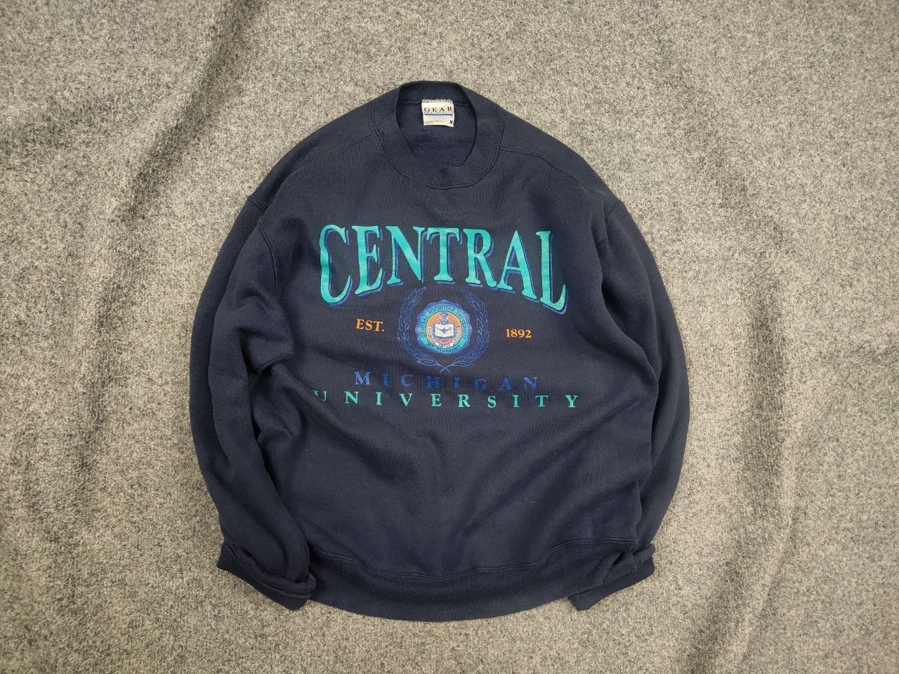 Vintage Vintage 90's michigan university Central Logo sweatshirt Size US M / EU 48-50 / 2 - 1 Thumbnail