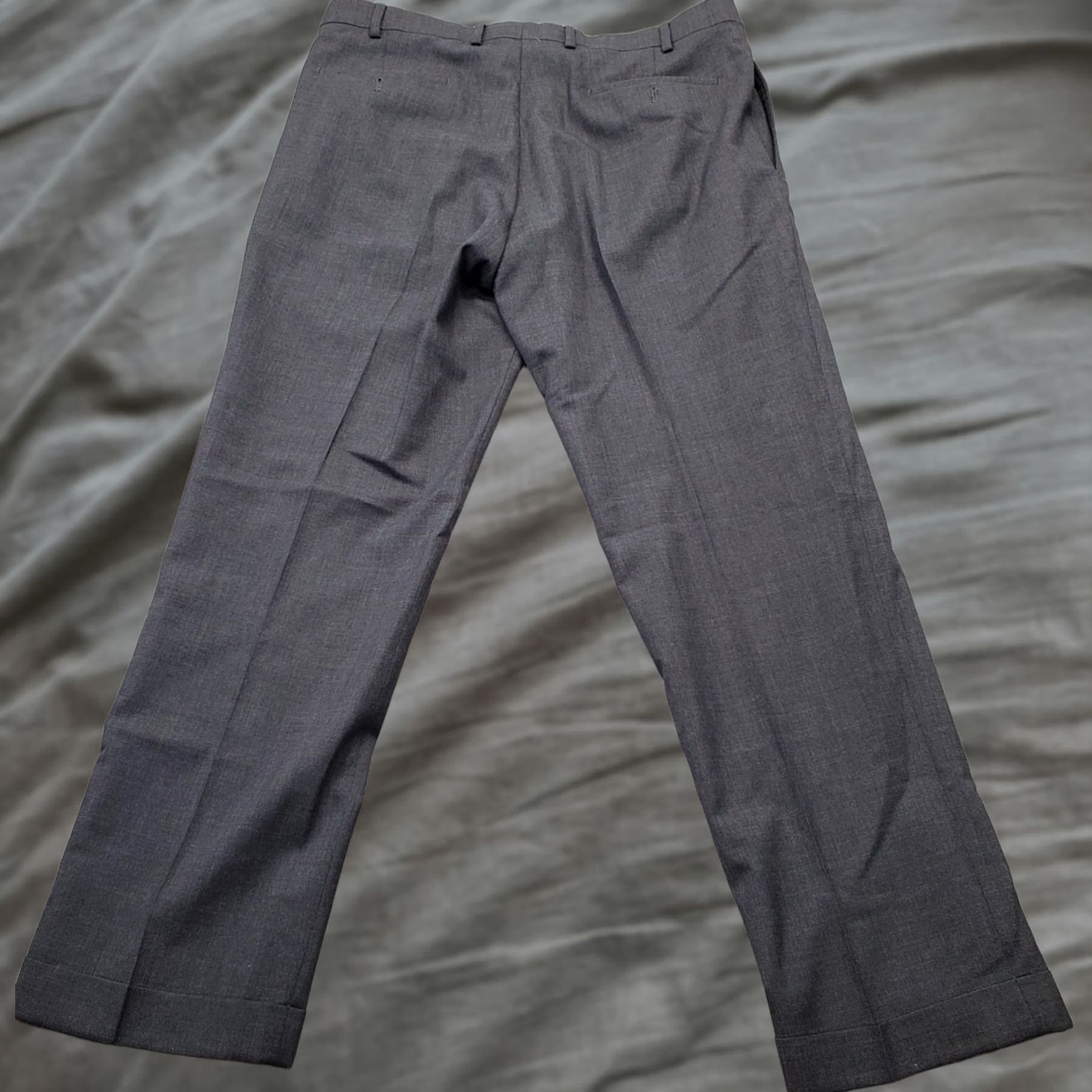 Ralph Lauren Lauren Ralph Lauren Dress Pants Mens 35x30 Charcoal Formal Classic Total Comfort Dress Pants Mens 35 Charcoal Gray Leather? Size US 35 - 1 Thumbnail