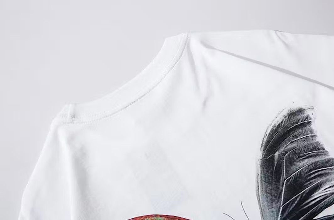 Japanese Brand Butterfly Graphic White T Shirt Size US L / EU 52-54 / 3 - 4 Thumbnail