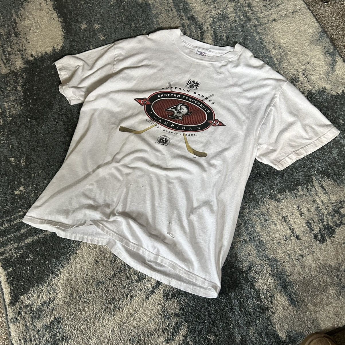 NHL DiSTRESSED 1999 BUFFALO SABRES EASTERN CONFERENCE CHAMPiONS Size US XL / EU 56 / 4 - 7 Thumbnail