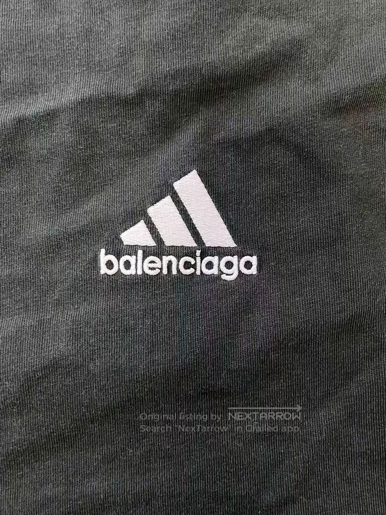 Balenciaga Balenciaga Logo Printed Striped Edge Round Neck Short Slee Size US S / EU 44-46 / 1 - 3 Thumbnail