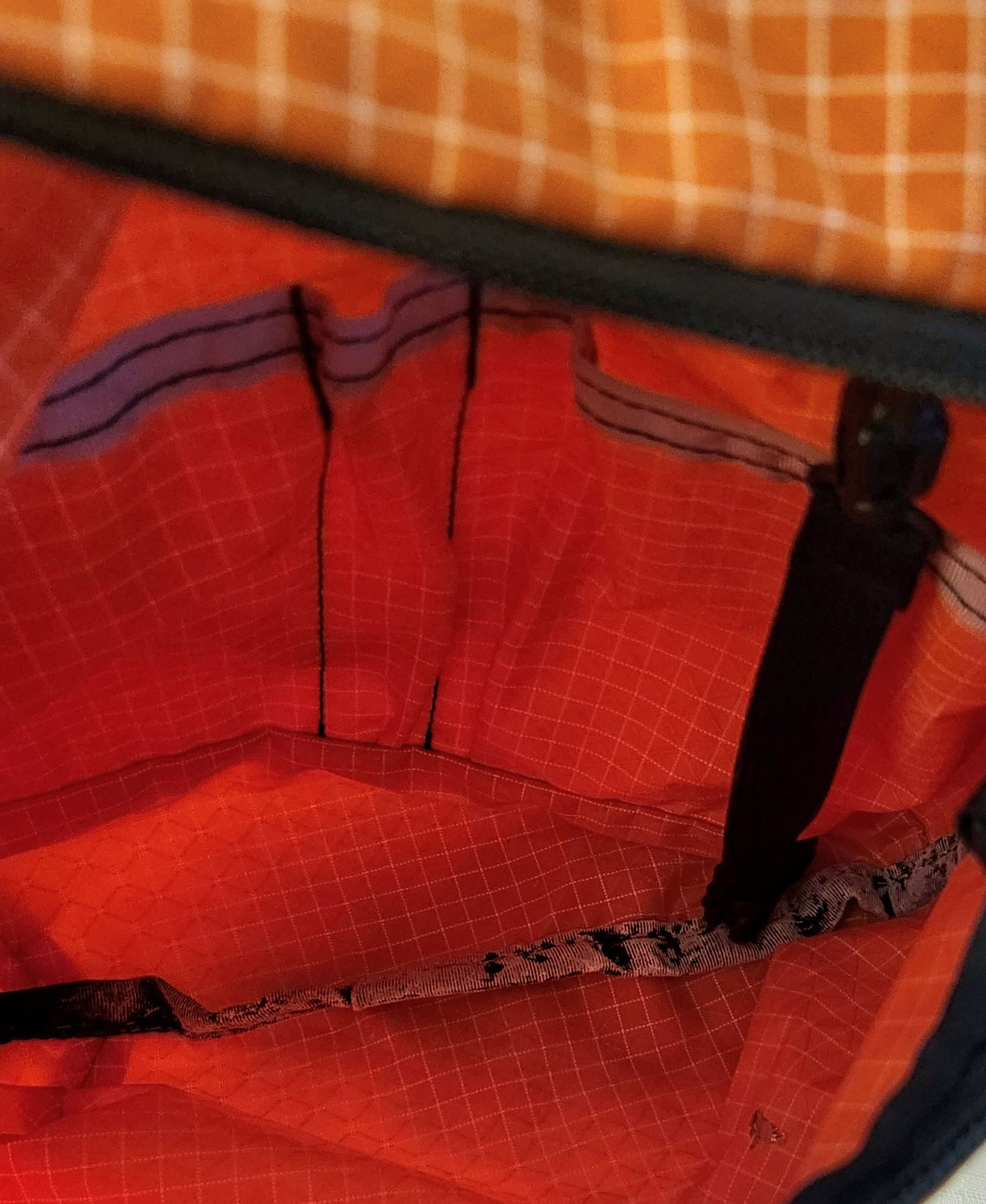 Tom Bihn Tom Bihn Rogue Sacoche Crossbody Bag Zest 200 Halcyon Orange Size ONE SIZE - 8 Thumbnail