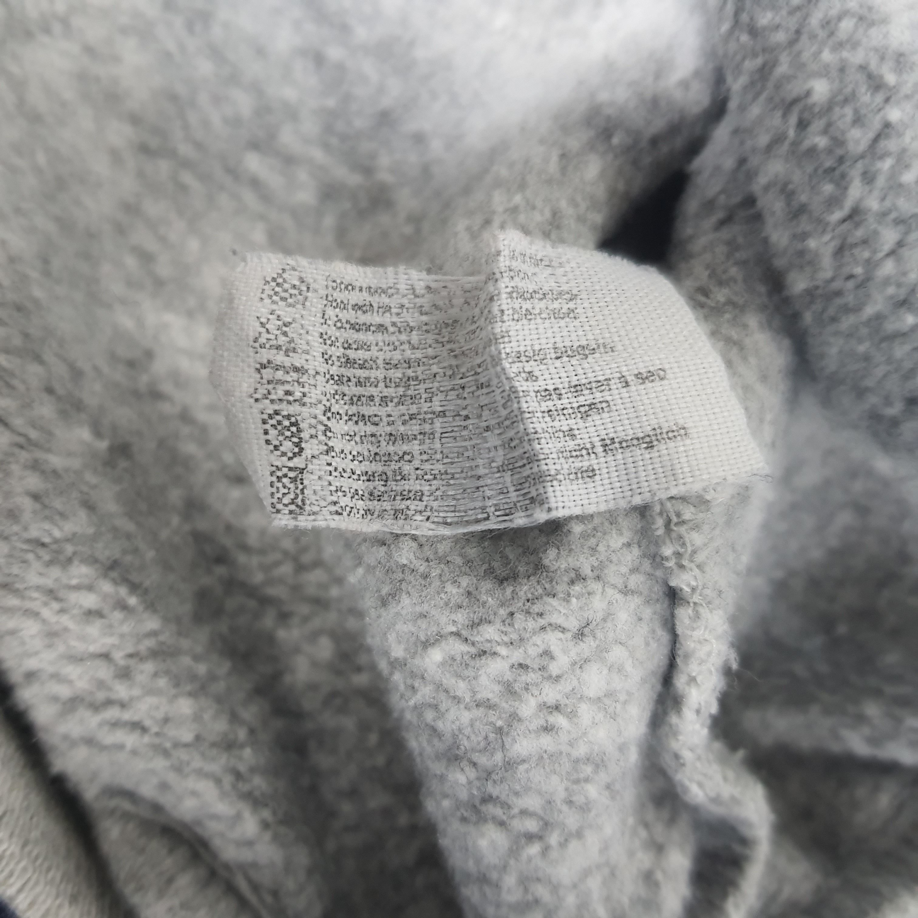 Trussardi × Vintage Vintage Trussardi Spell Out Italian Designer Sweatshirt Size US M / EU 48-50 / 2 - 7 Thumbnail